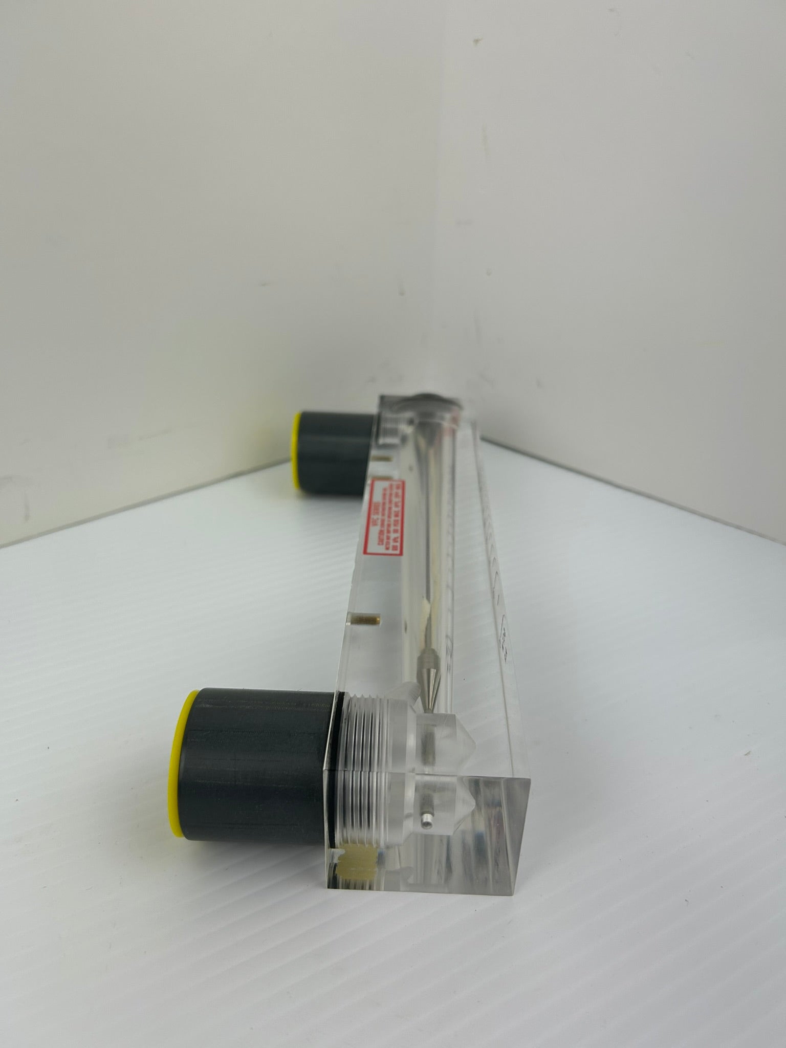 Dwyer VFC-123 Visi-Float Flowmeter VFC Series 10-100 SCFM Air 100PSIG 690KPa