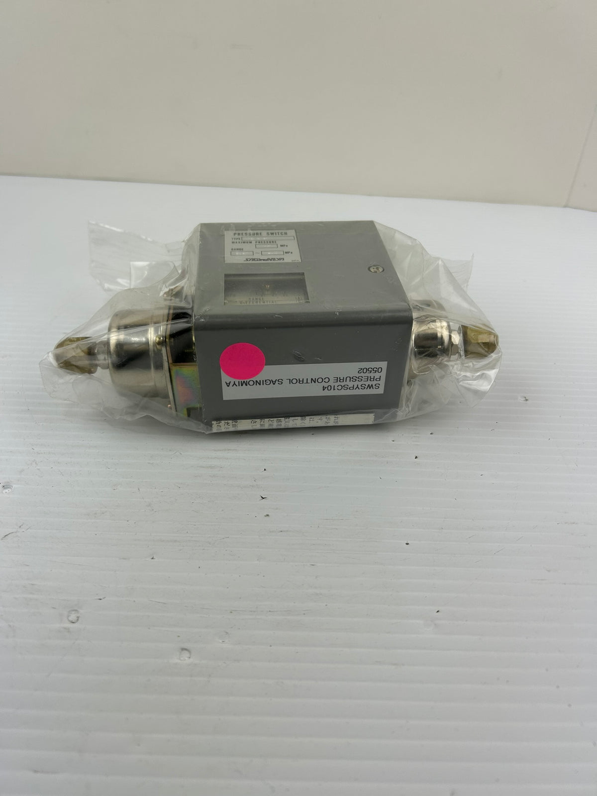 Saginomiya YPS-C104 Pressure Switch 0.02–0.3 MPa Industrial Pressure Control