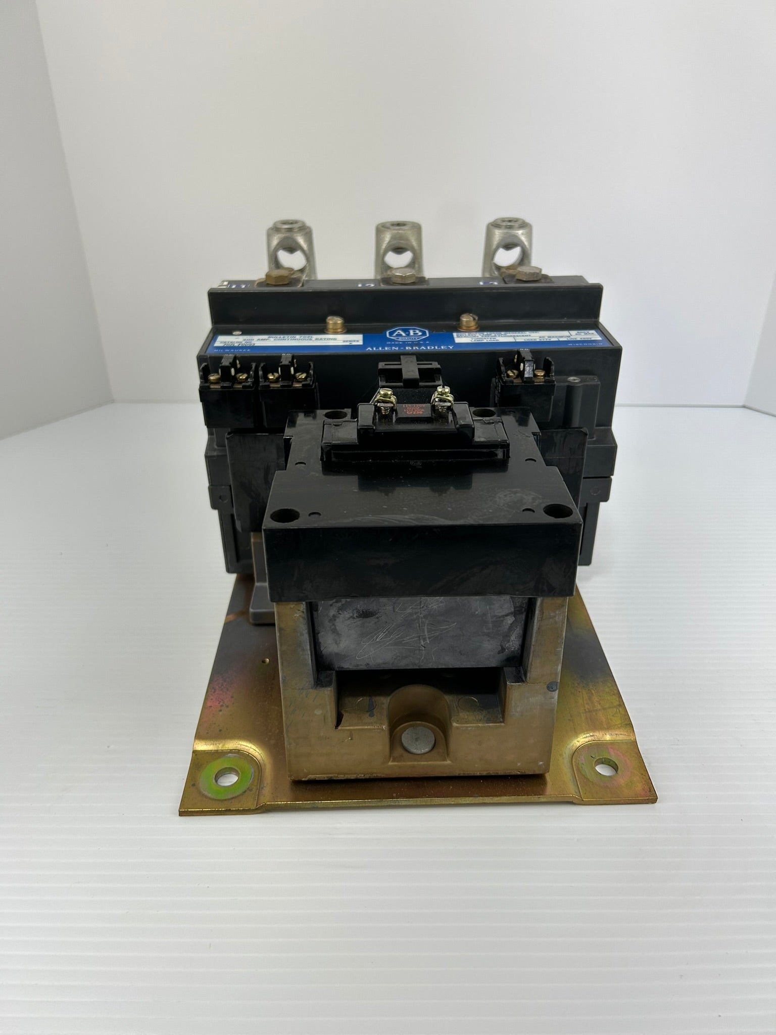 Allen Bradley 702L-F0D93 Contactor 300A 600VAC Series K Bulletin 702L