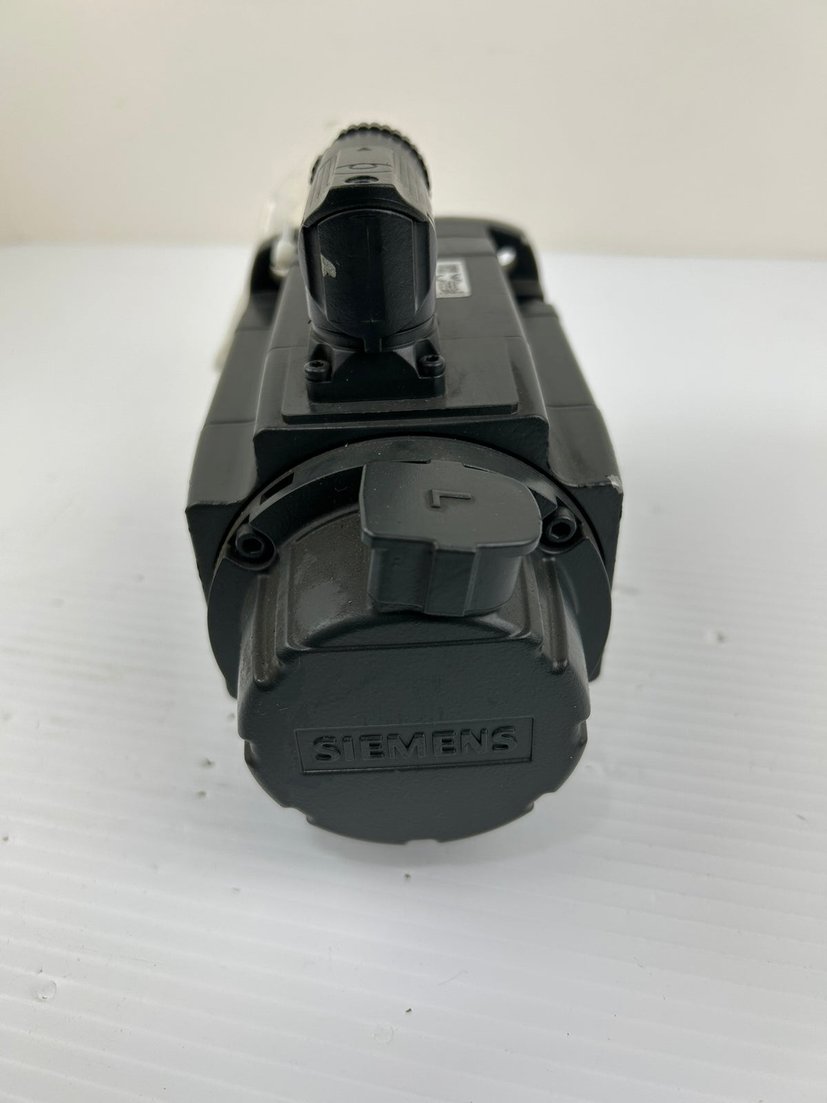 Siemens 1FK7042-2AF71-1RG0 SIMOTICS Servo Motor 270V 3000 RPM