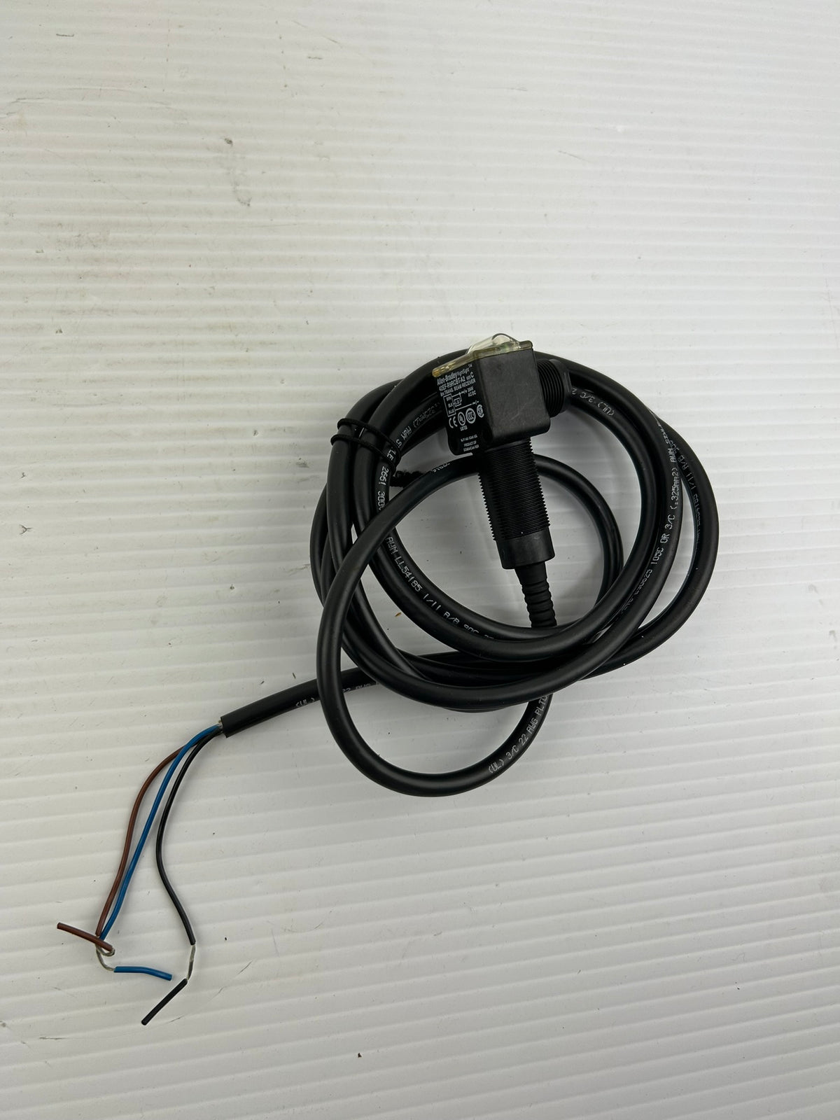 Allen Bradley 42EF-R9RCBT-A2 Polarized Retroreflective Sensor Photoswitch Ser. C