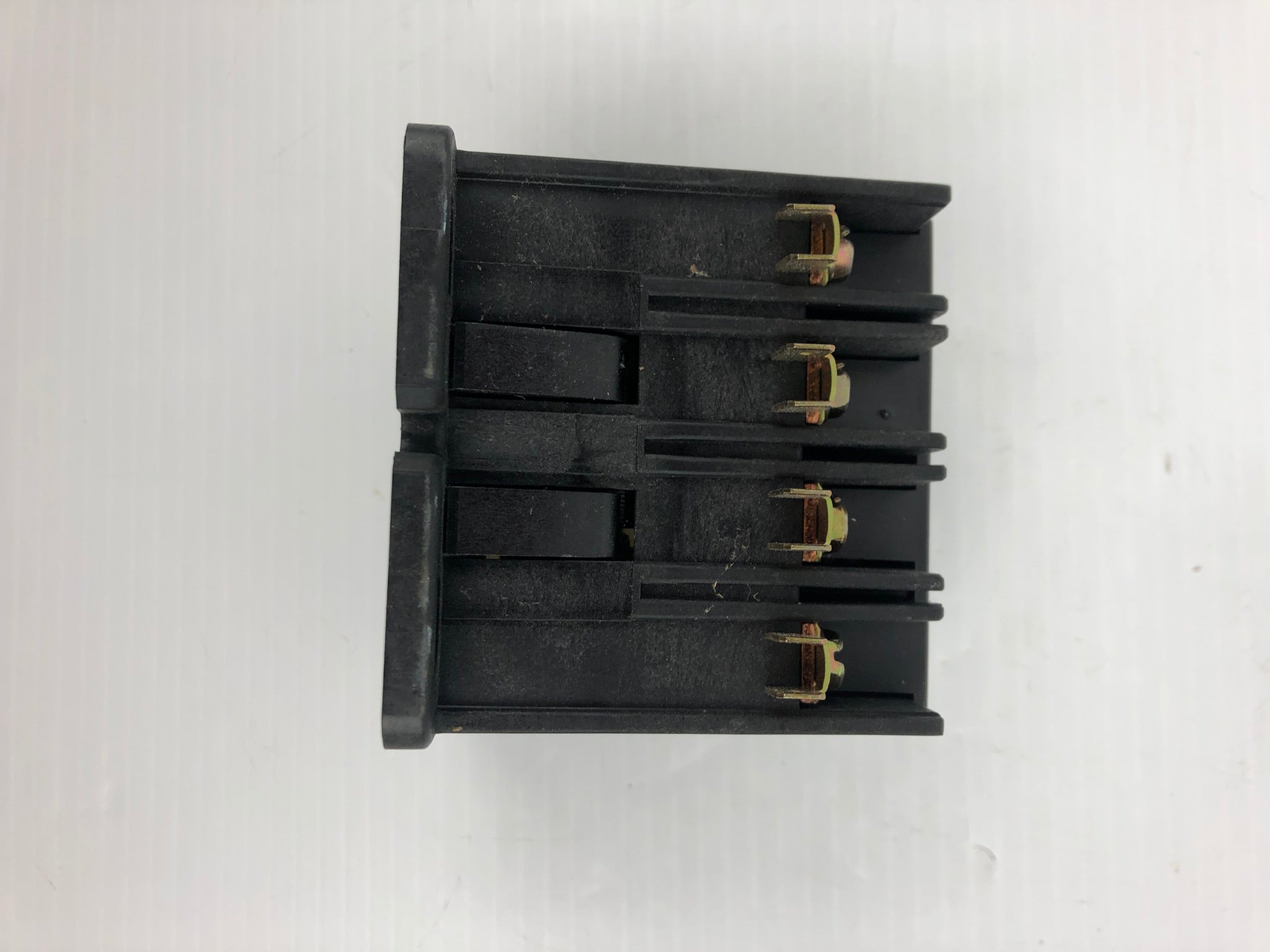 Square D 8910DPA24V02 Contactor Open Type 25A 600V 4 Pole Series A