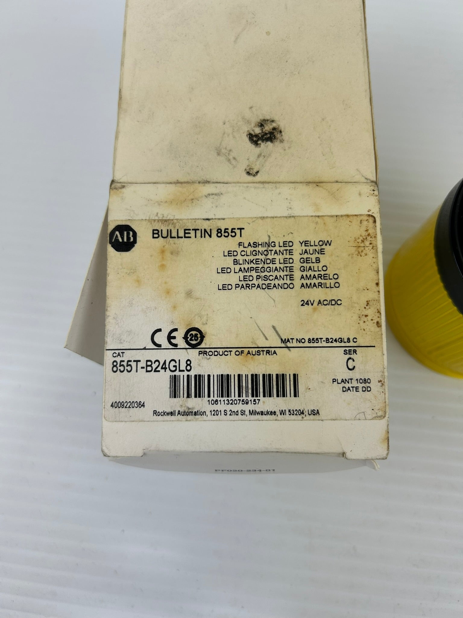 Allen Bradley 855T-B24GL8 LED Stack Yellow Light Series C 24V