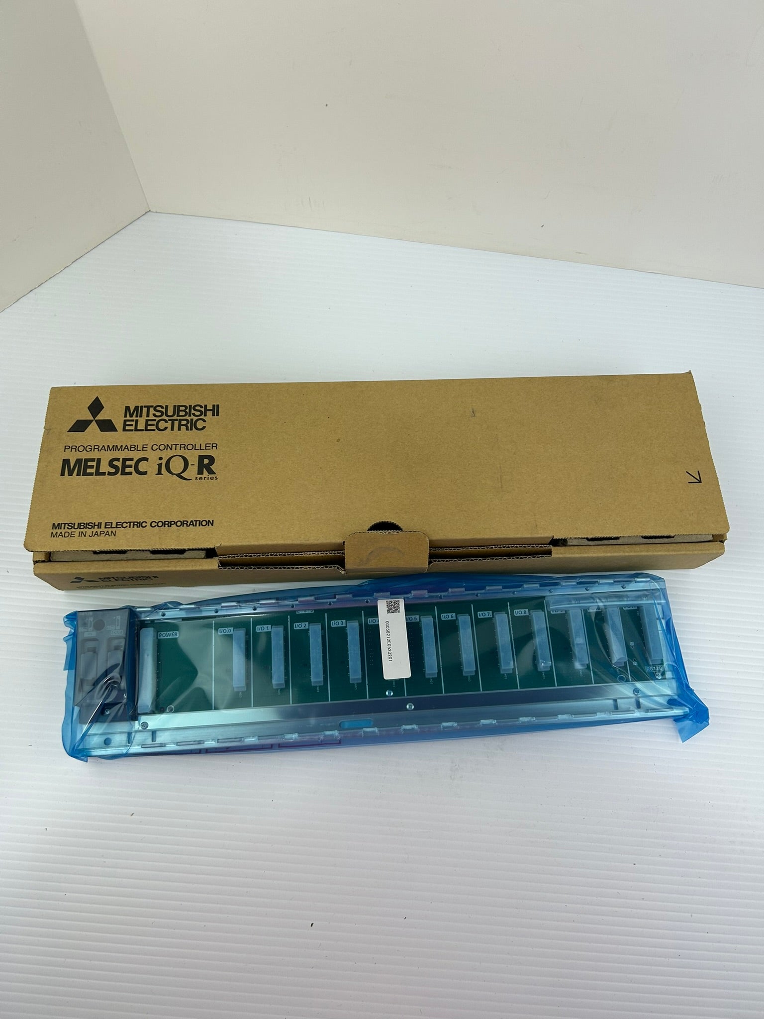 Mitsubishi R612B MELSEC iQ-R PLC Base Unit 12-Slot Rack Chassis