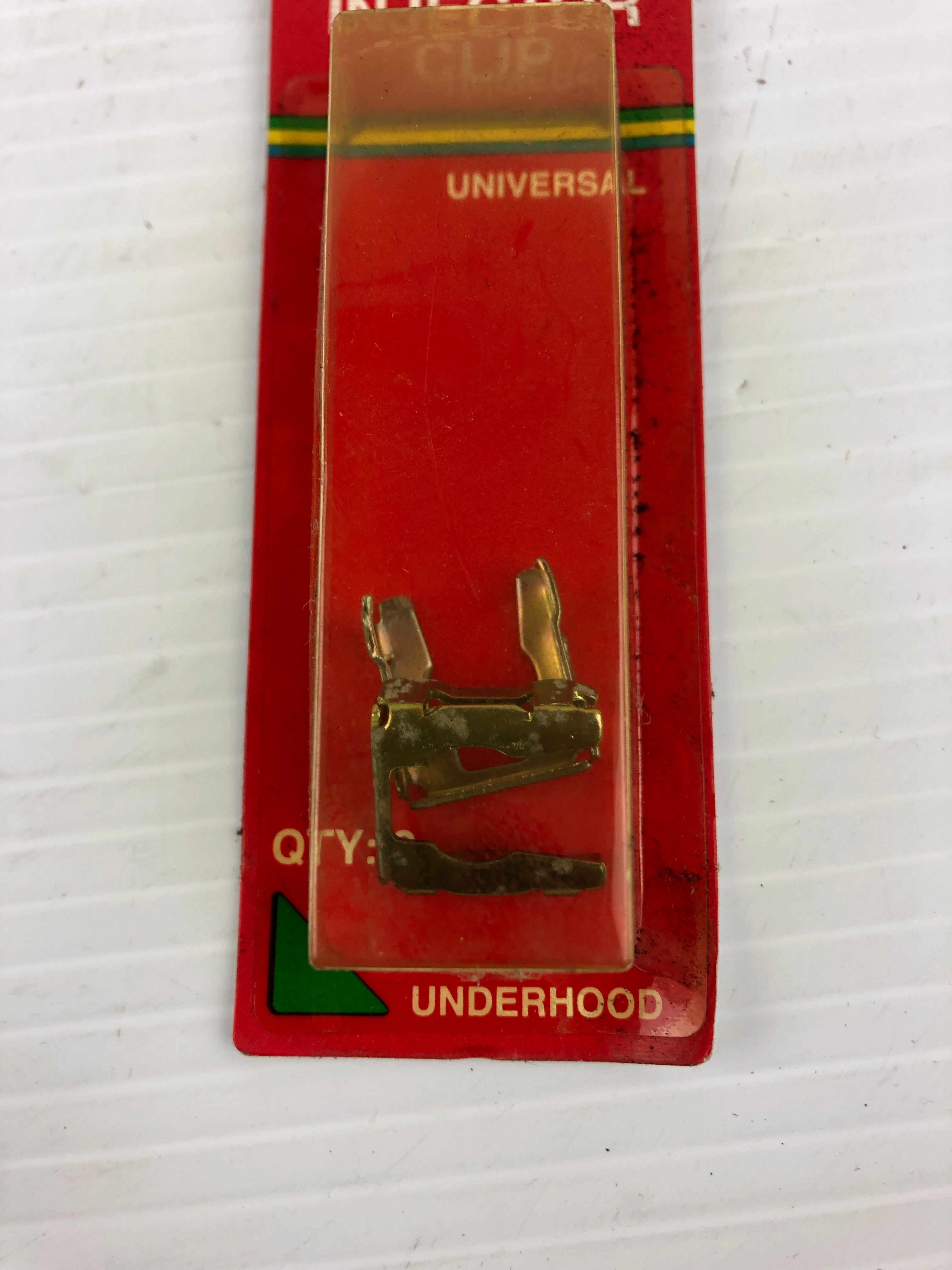 HELP! 90098 Underhood Fuel Injector Clip - Universal