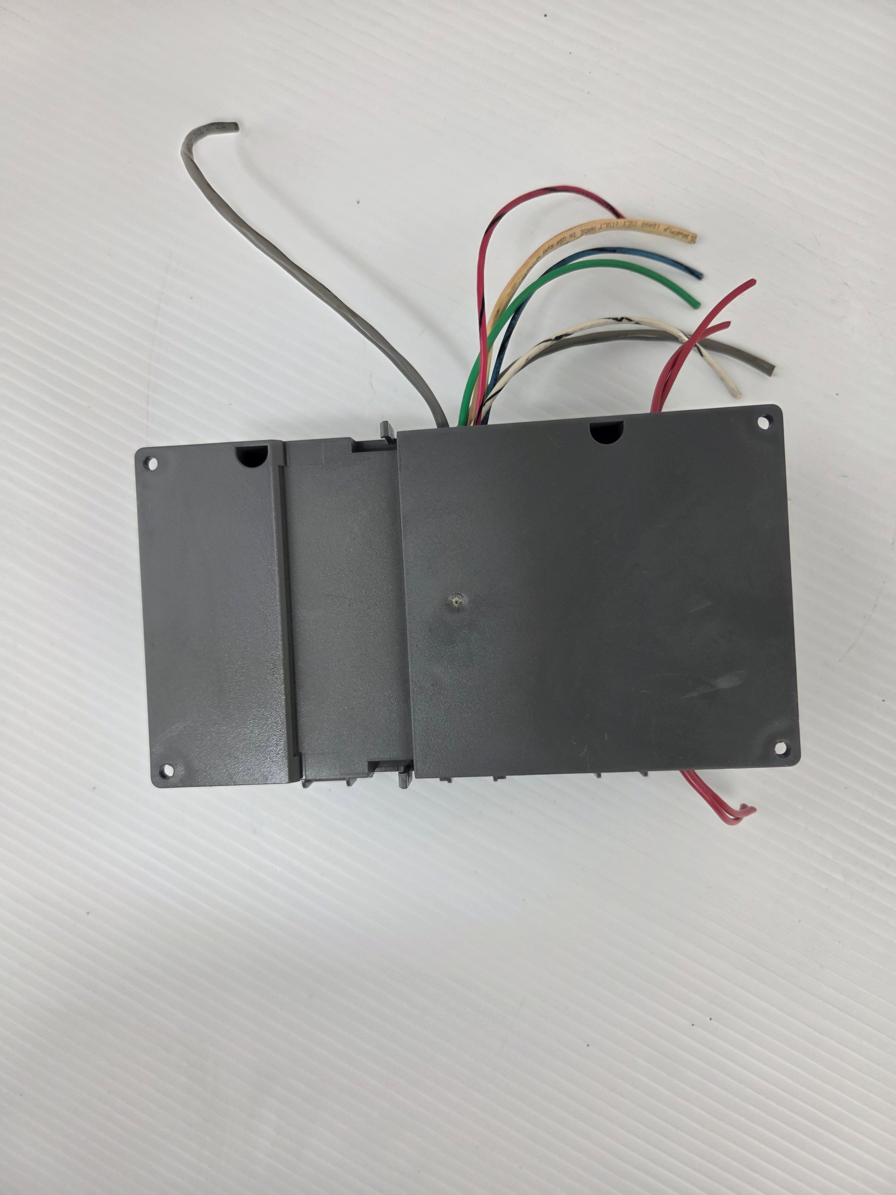 Honeywell T775M2048 Temperature Controller