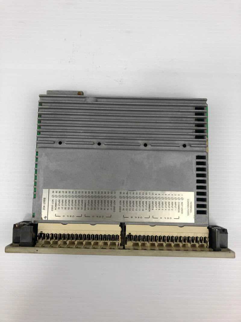 Modicon AS-B807-132 Schneider Automation Input Module 120VAC 32PT