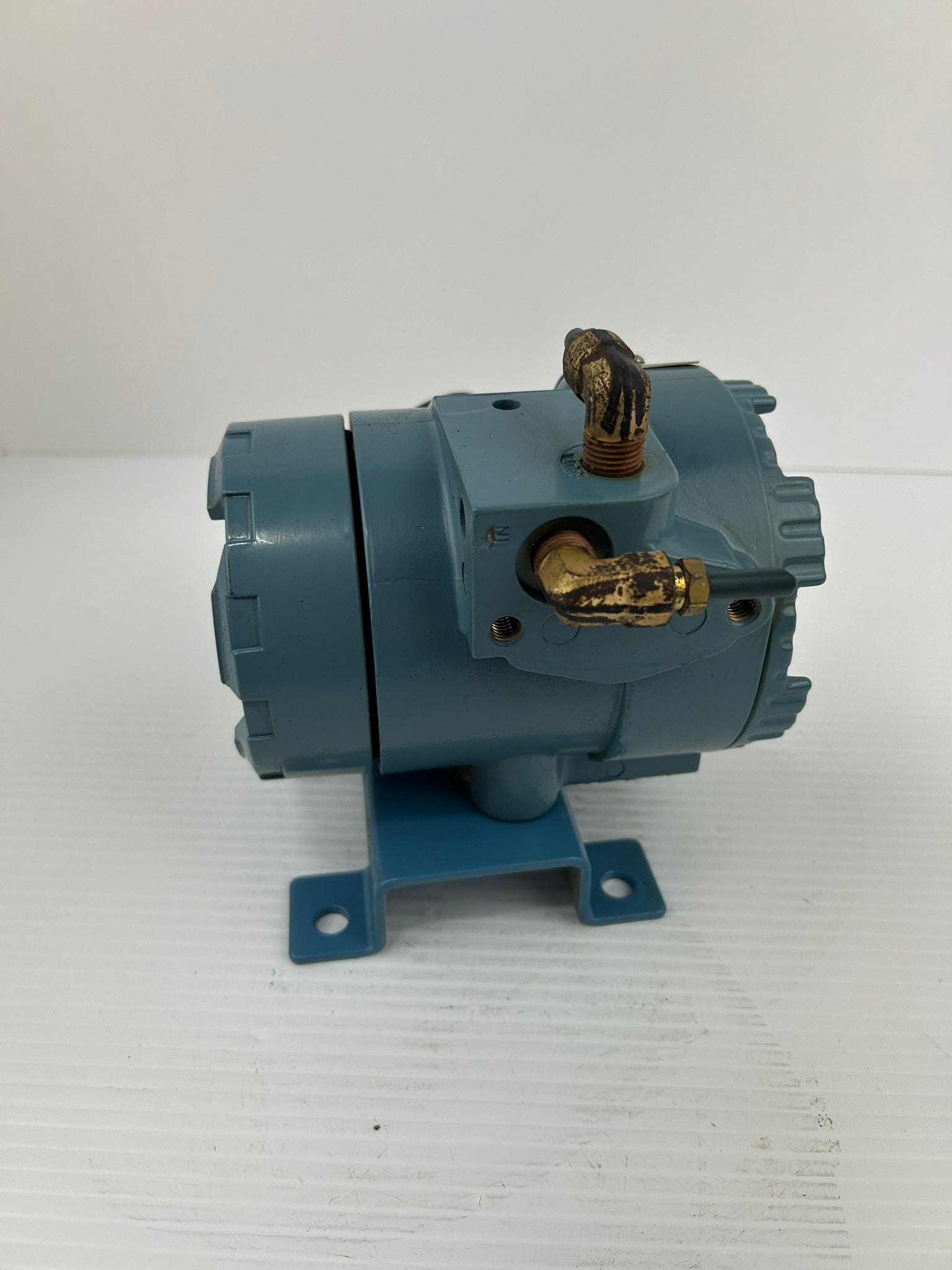 Rosemount 3311DS1J1B1 Current Pressure Transducer with Side Gauge 0-30 PSI