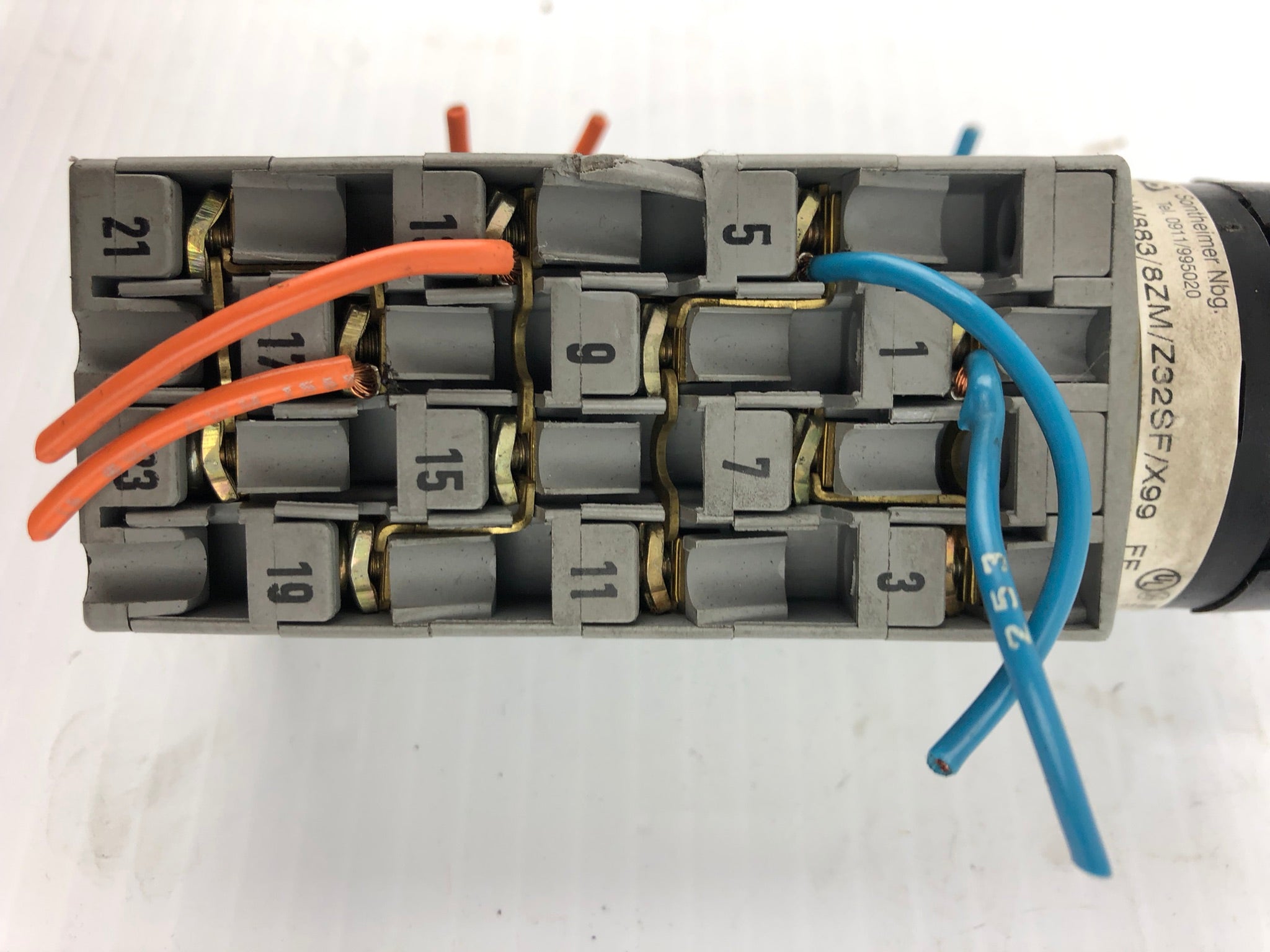 Sontheimer Nbg. WAW883/8ZM/Z32SF/X99 FF Keyed Selector Cam Switch (No Key)