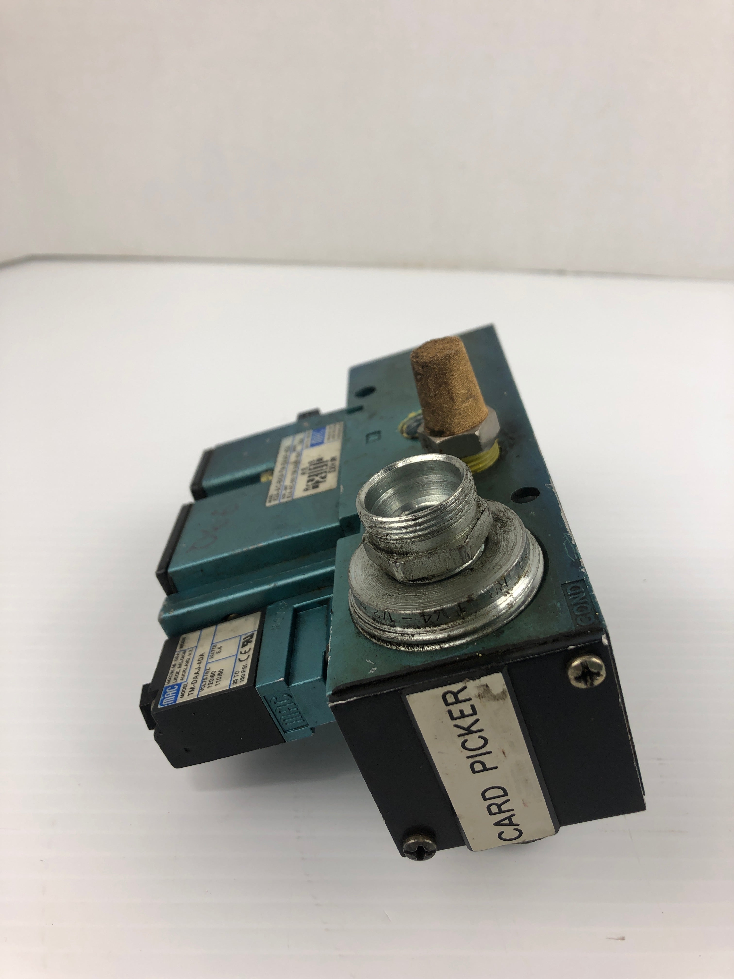 MAC 82A-AC-BKA-TM-DAAP-4DA Valve Assembly with TM-DAAJ-4DA Valve