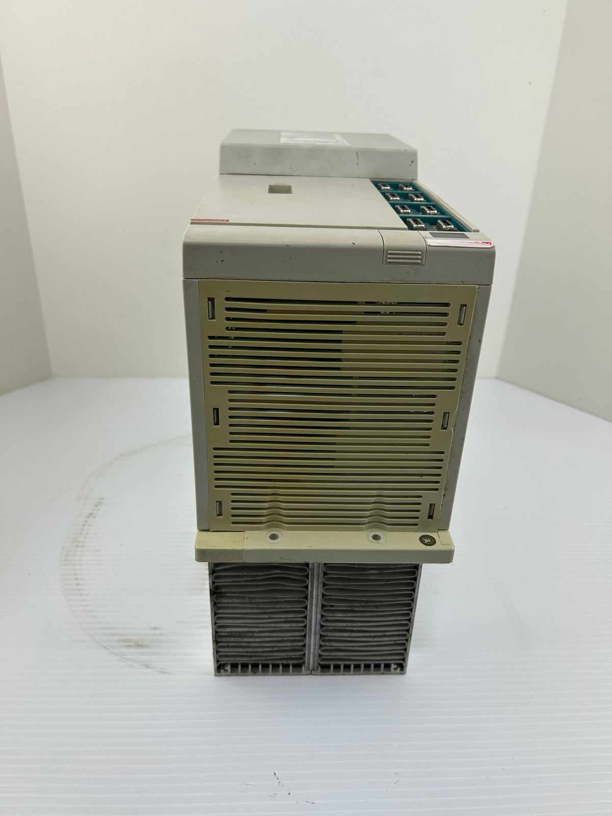 Mitsubishi MDS-CH-SPH-300 Spindle Drive Unit 30kW 340V CNC Servo Drive