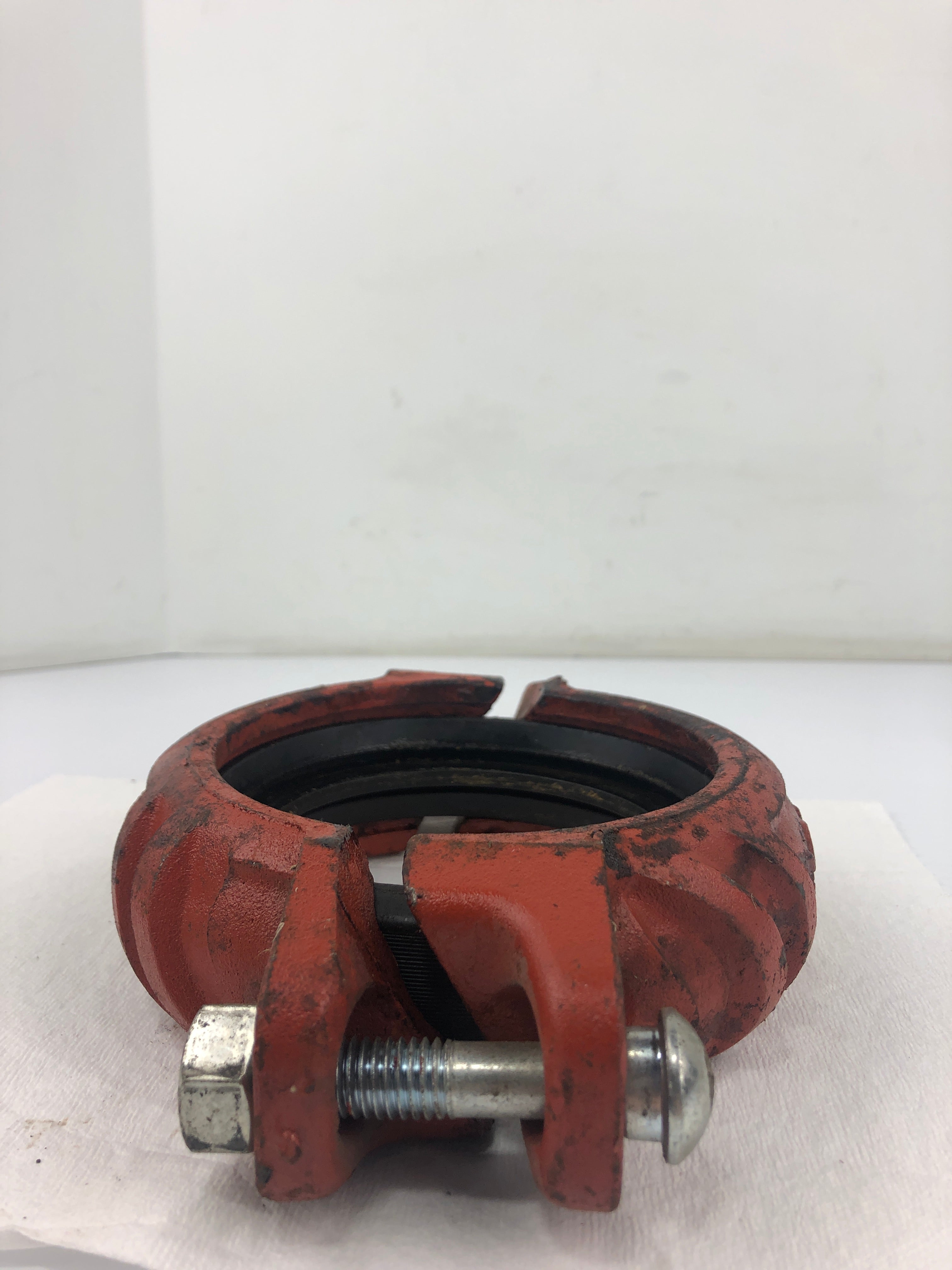 Victaulic 4/114.3-107H Coupling Clamp ~4"