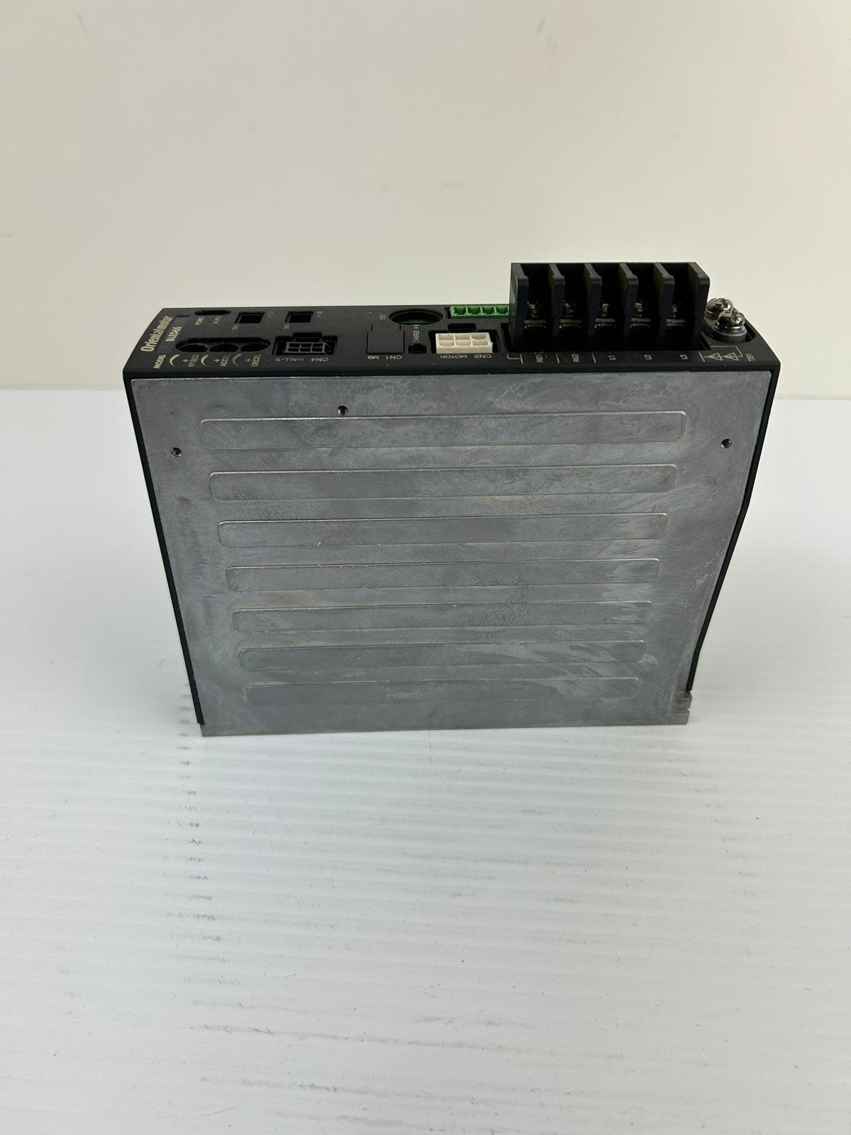 Oriental Motor BLED6S Brushless DC Motor Driver 200-240V 60W 3PH 0.7A