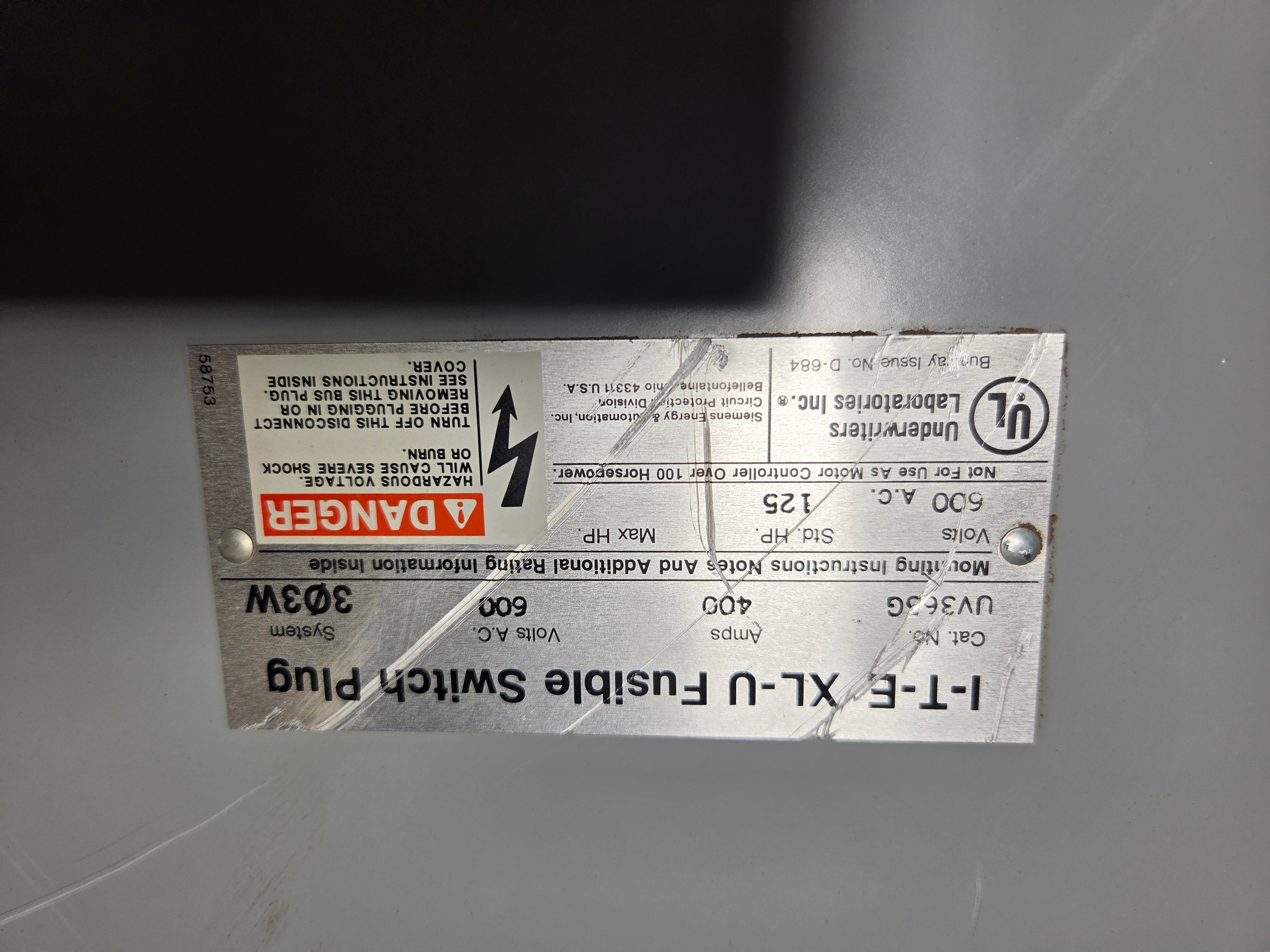 ITE XL-U UV365G Bus Plug Fusible Safety Switch 400A 600V Busway 3 Phase 3 Wire