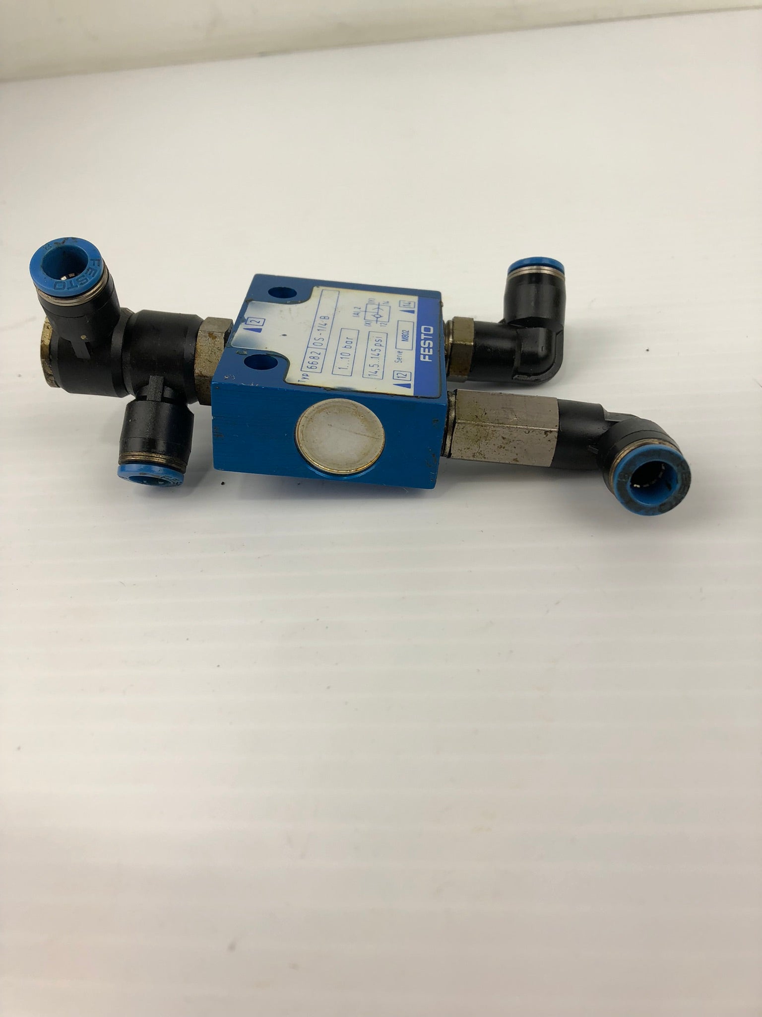 Festo 6682 OS-1/4 B Pneumatic Valve Series M802