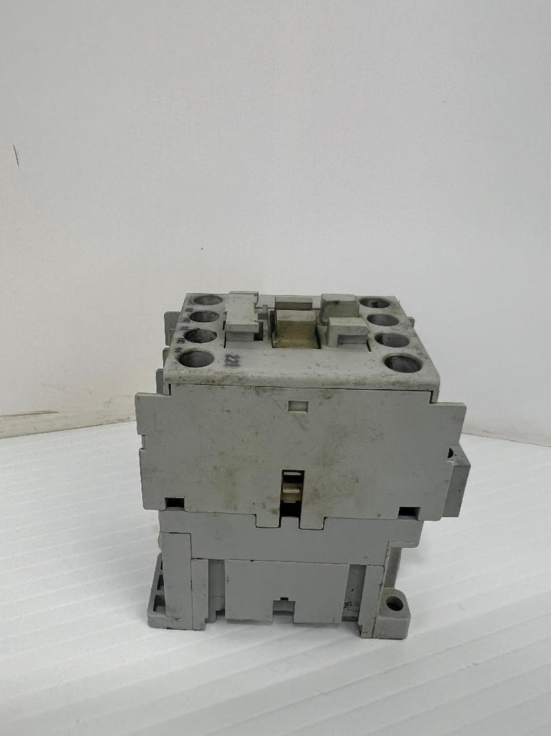 Allen-Bradley 700-CF220* Control Relay Ser. A 690V 20A 3PH 6kV