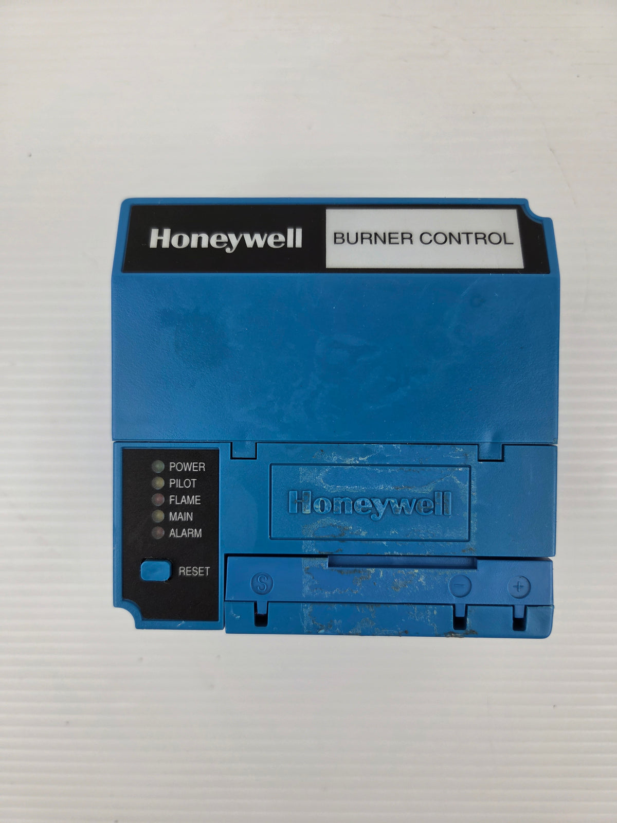 Honeywell RM7840 L 1075 Burner Control Ultraviolet Flame Amplifier Rev. 4671