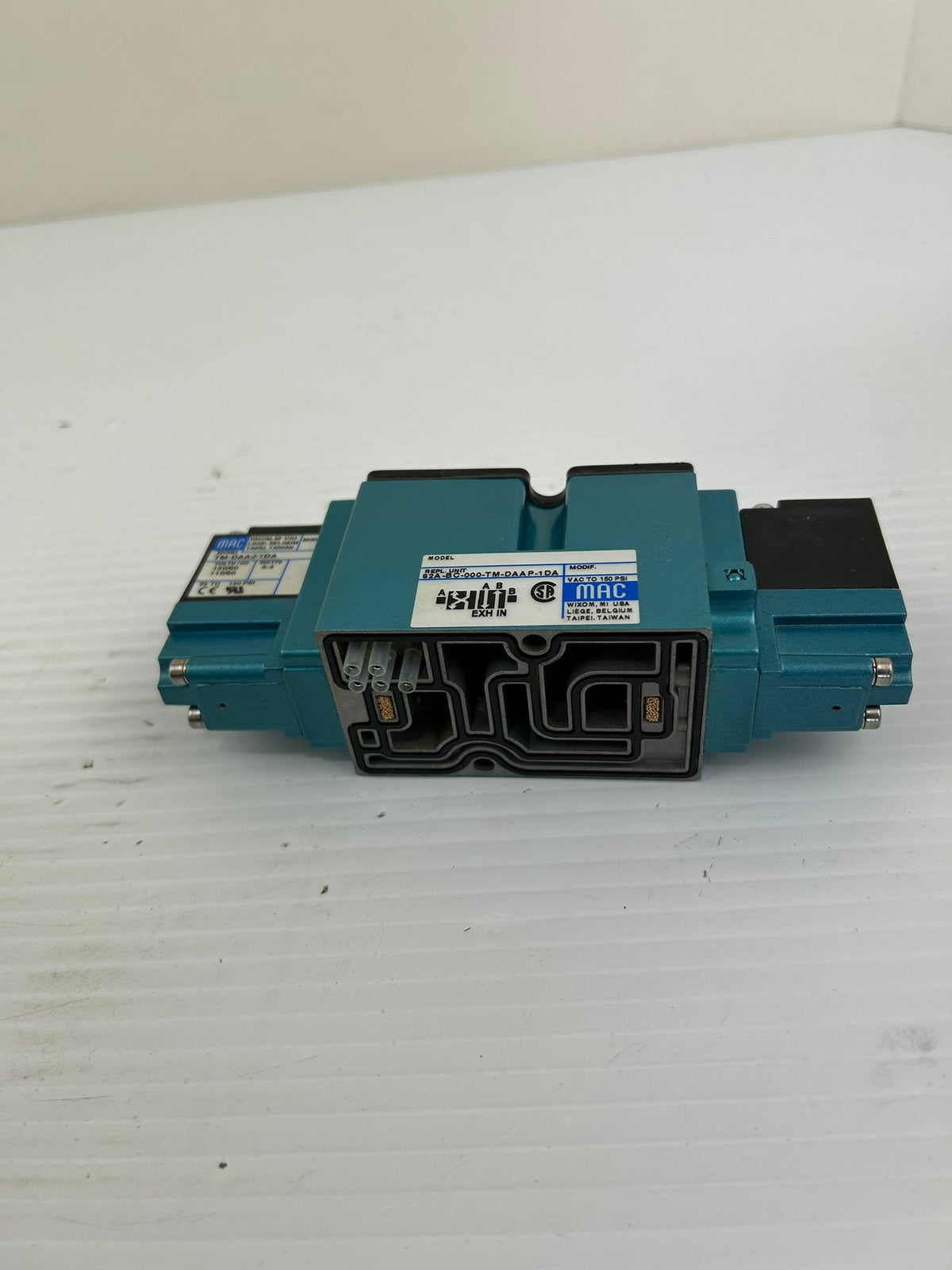 MAC 82A-BC-000-TM-DAAP-1DA Pneumatic Solenoid Valve 120V 150 PSI TM-DAAJ-1DA