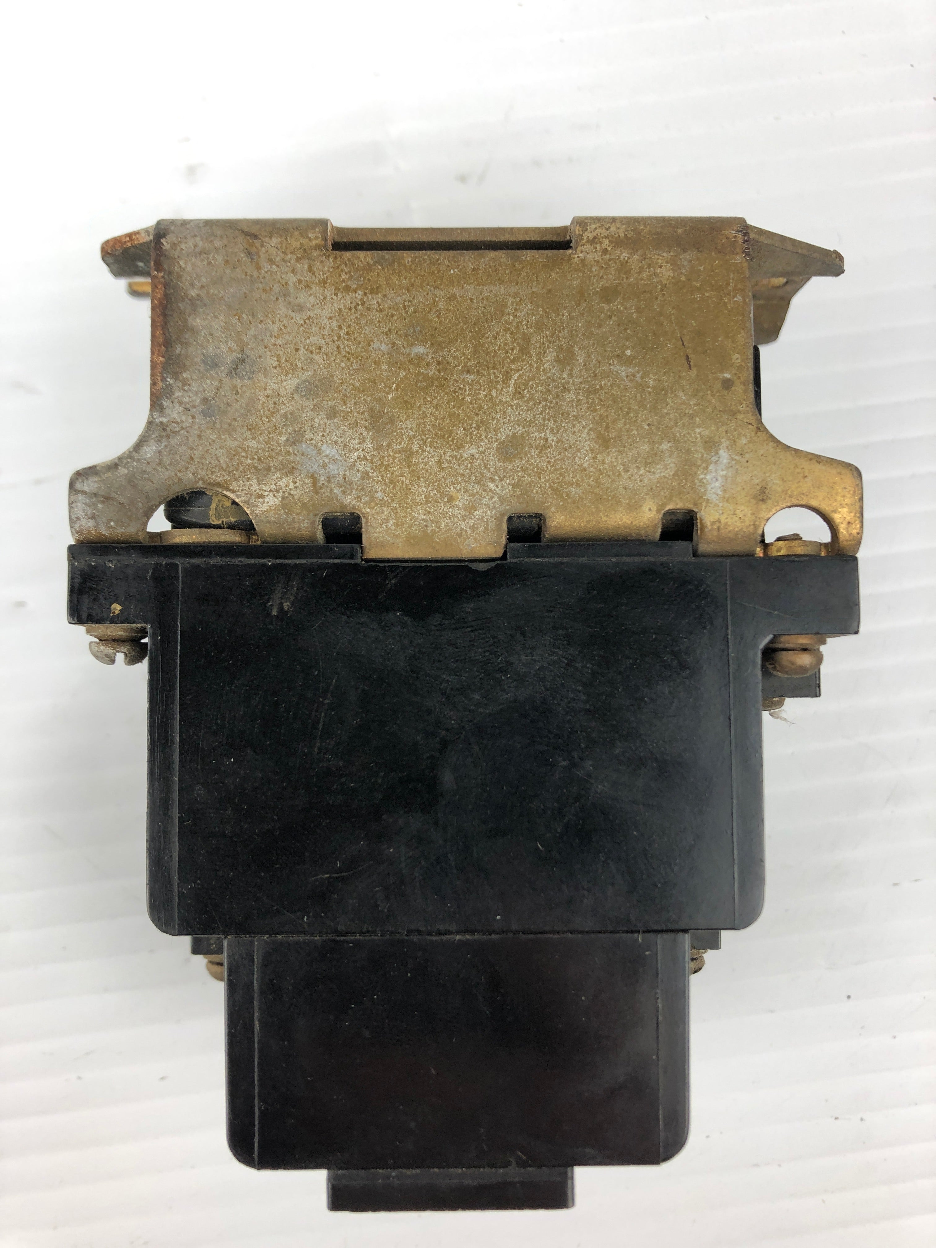Allen-Bradley Coil Relay 700-N400A1 120V 60CY 110V 50CY 84AB86 Series B
