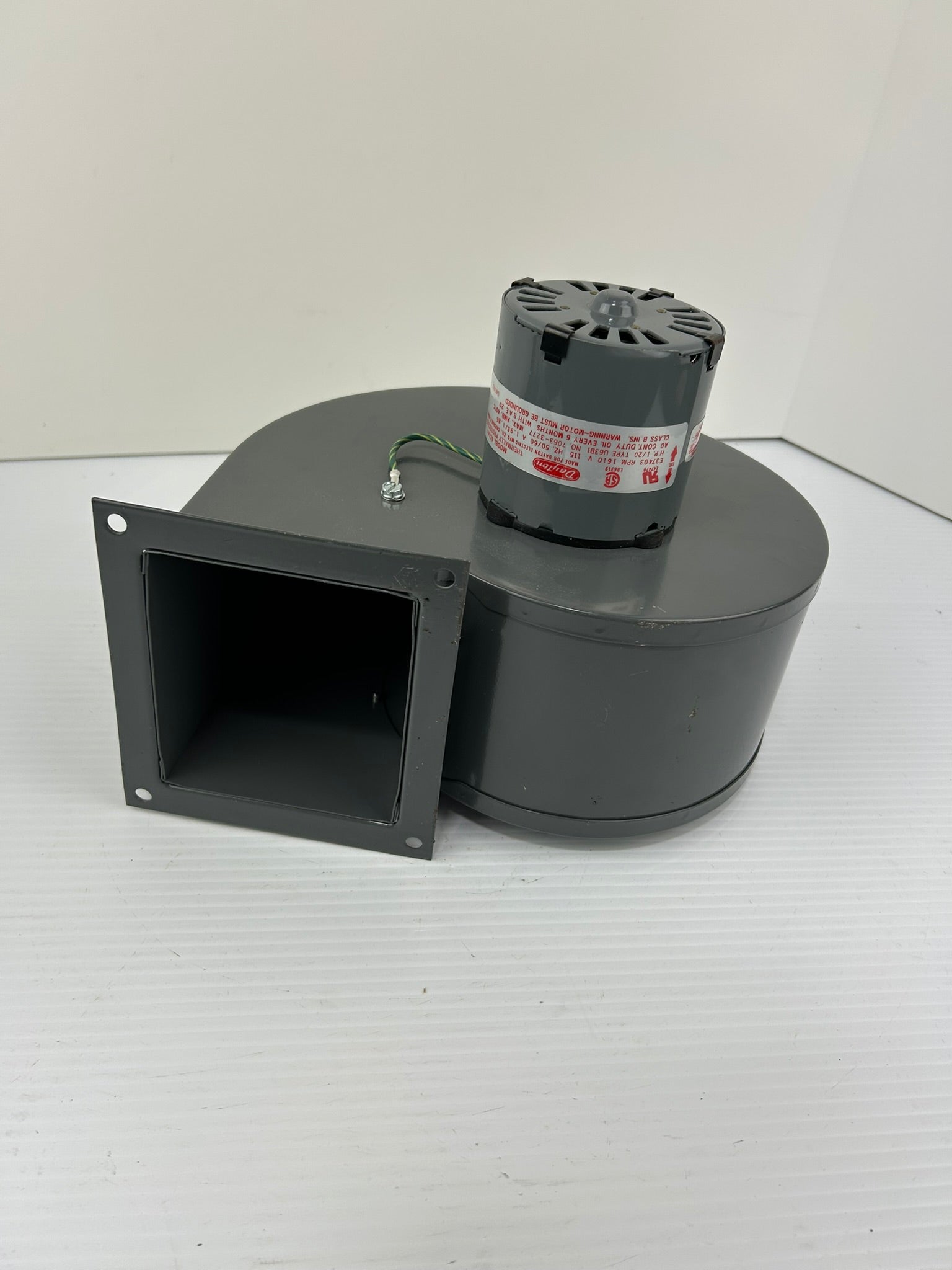 Dayton 4C447 Blower Motor 1/20HP 1610 RPM 115V 50/60Hz 1.95/1.86A