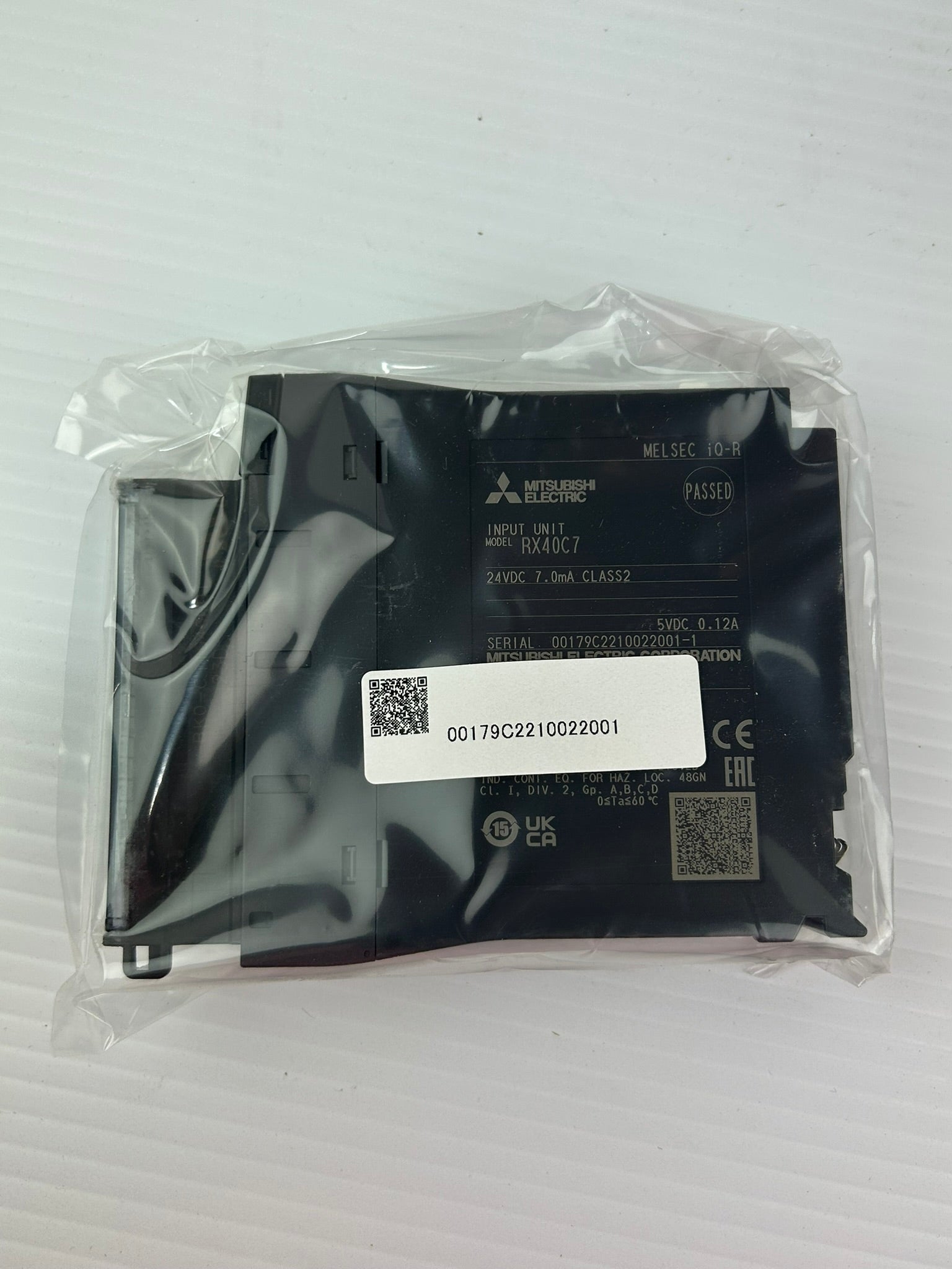 Mitsubishi RX40C7 MELSEC iQ-R PLC DC Input Module 40 Point 24VDC