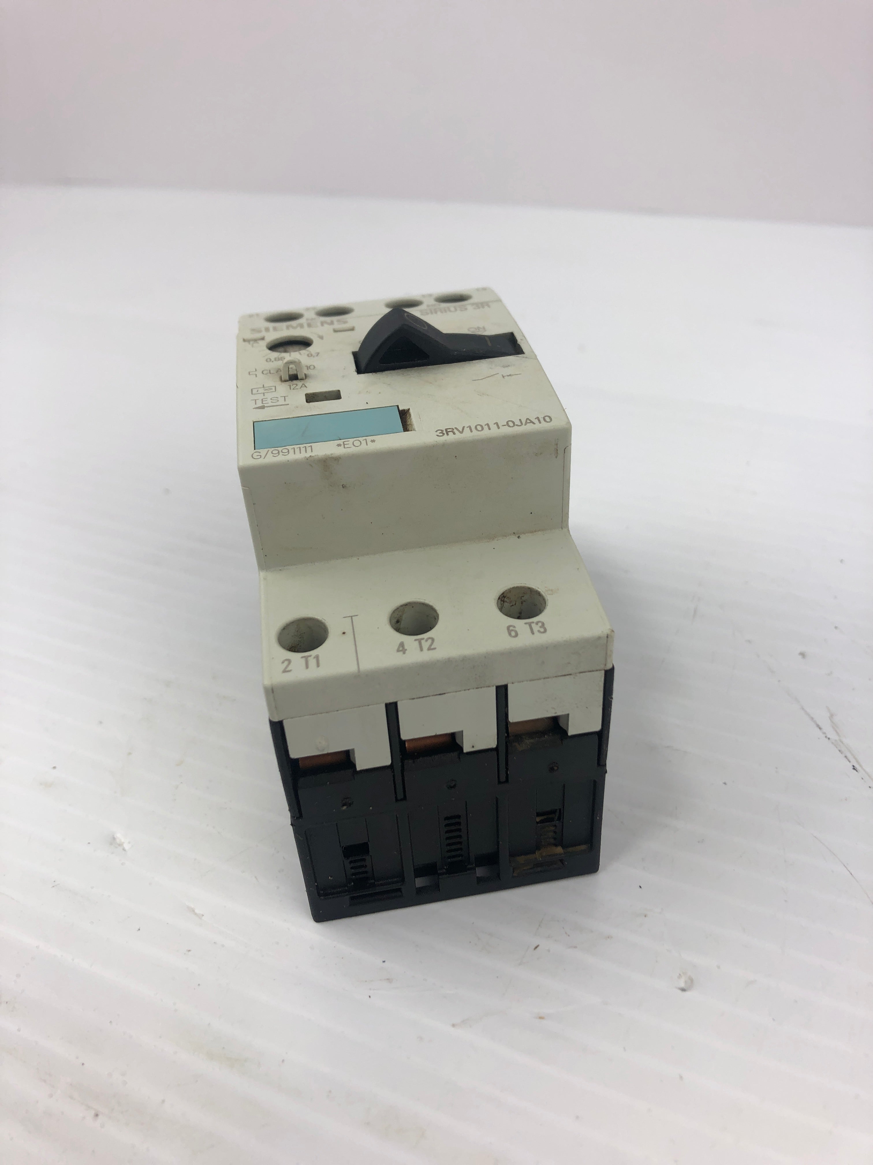 Siemens 3RV1011-0JA10 Circuit Breaker Sirius 3R
