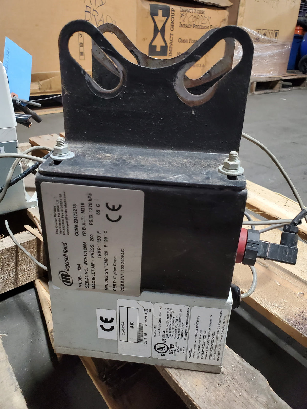 Ingersoll Rand IX04 Compressed Air Treatment Unit 100-240VAC 200 PSIG