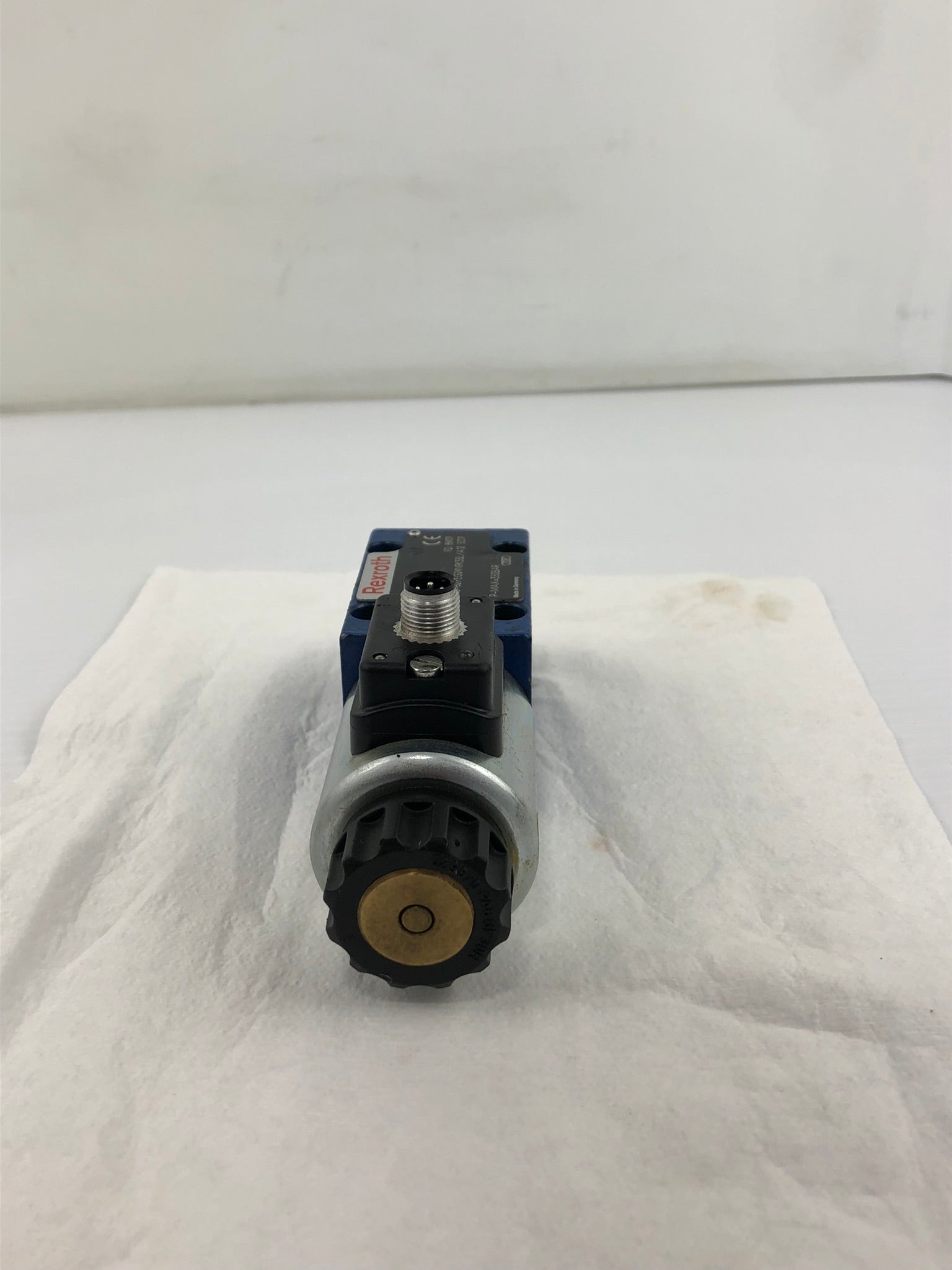 Rexroth 4WE 6 D73-62/EG24N9K33L/A12 SO9 Control Valve R901139448