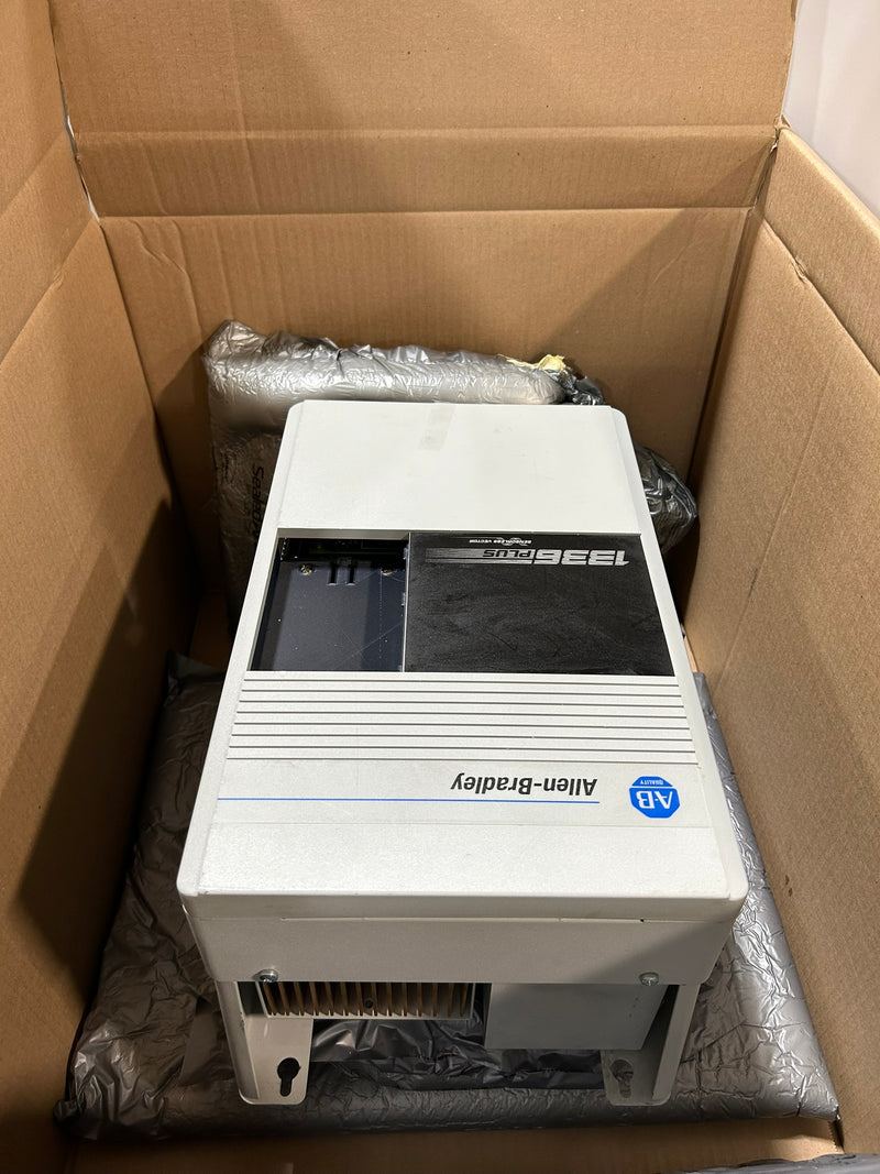 Allen-Bradley 1336S-B030-AN-EN-L6 Drive 1336 Plus 30-38kVA 3PH 380-480V Series B