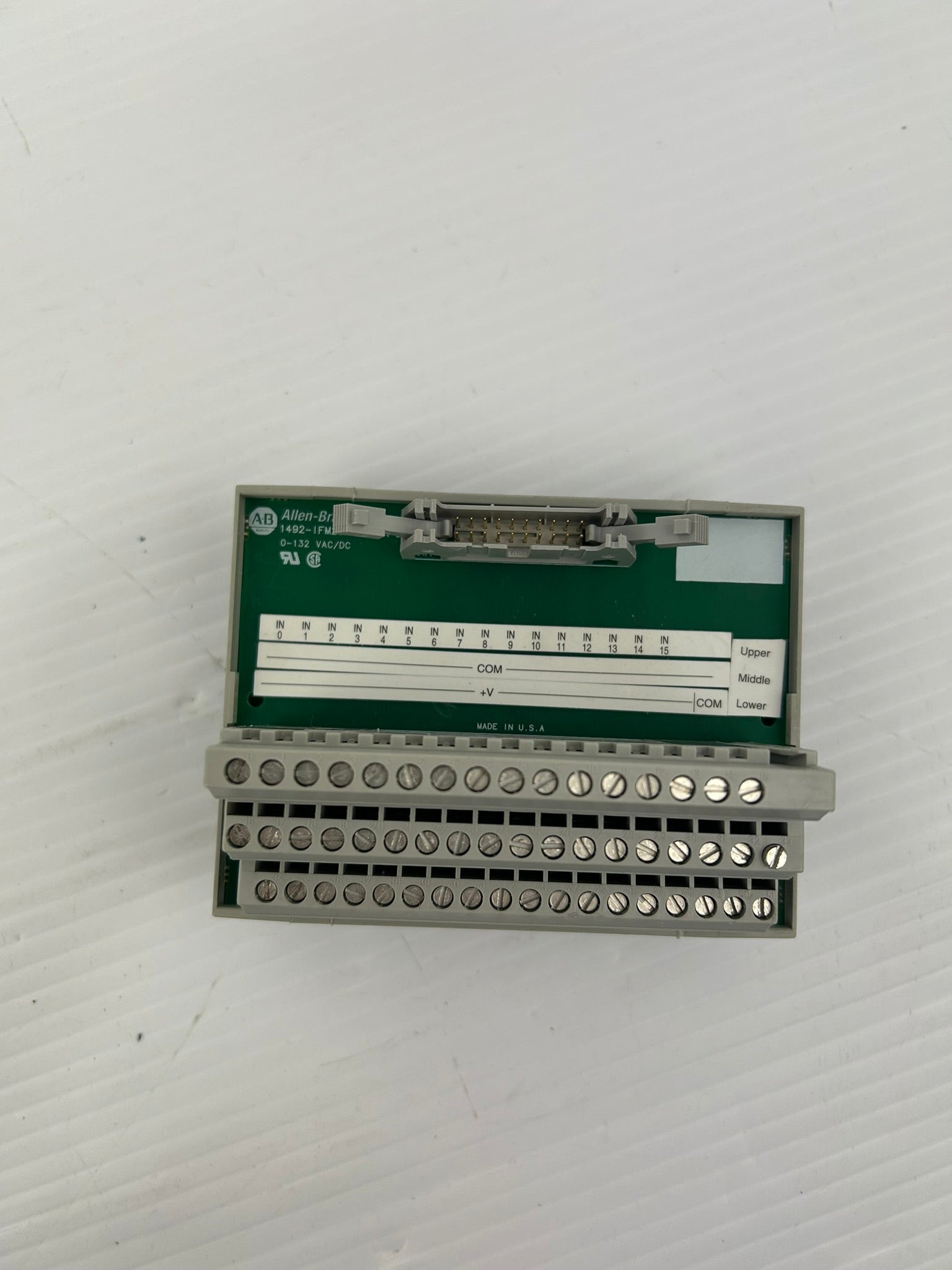 Allen Bradley 1492-IFM20F-3 Digital Input Breakout Module Series B