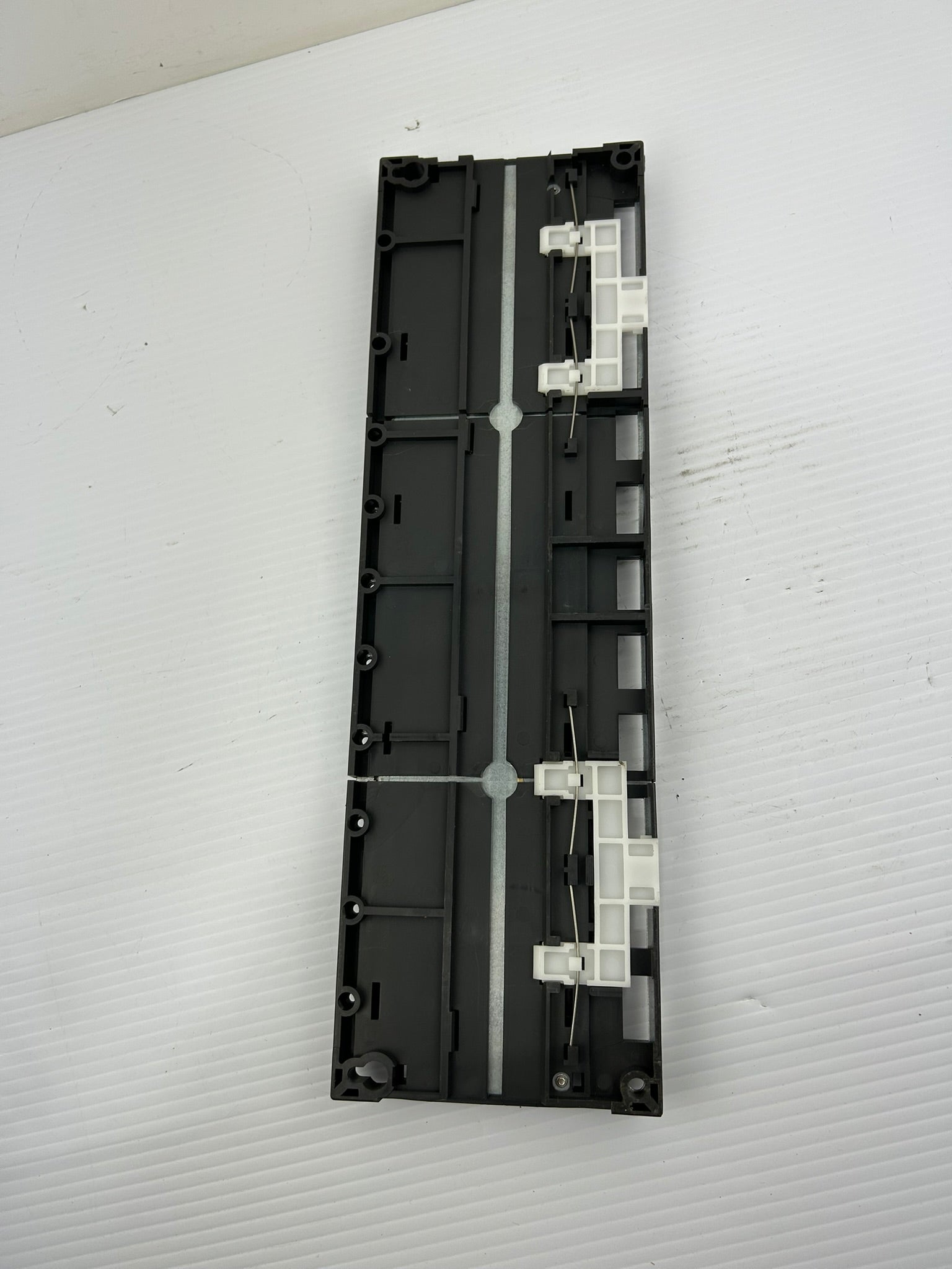 Mitsubishi A1S38B Base Unit Empty PLC Rack MEC-40V-0