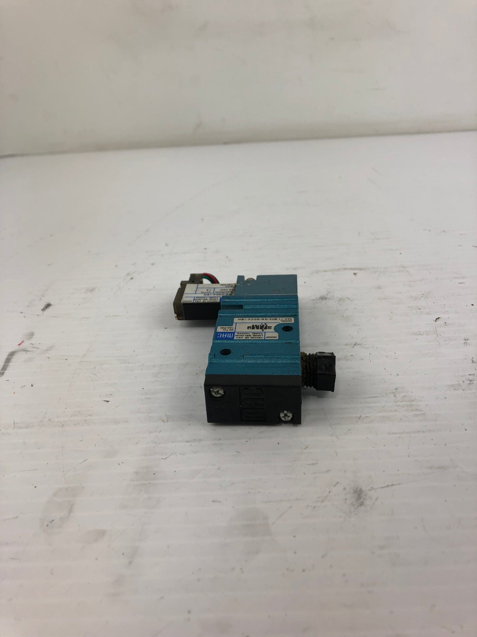 MAC 52A-11-B0A-GM-GDCA-1BW Valve GM-GDCA-1BW