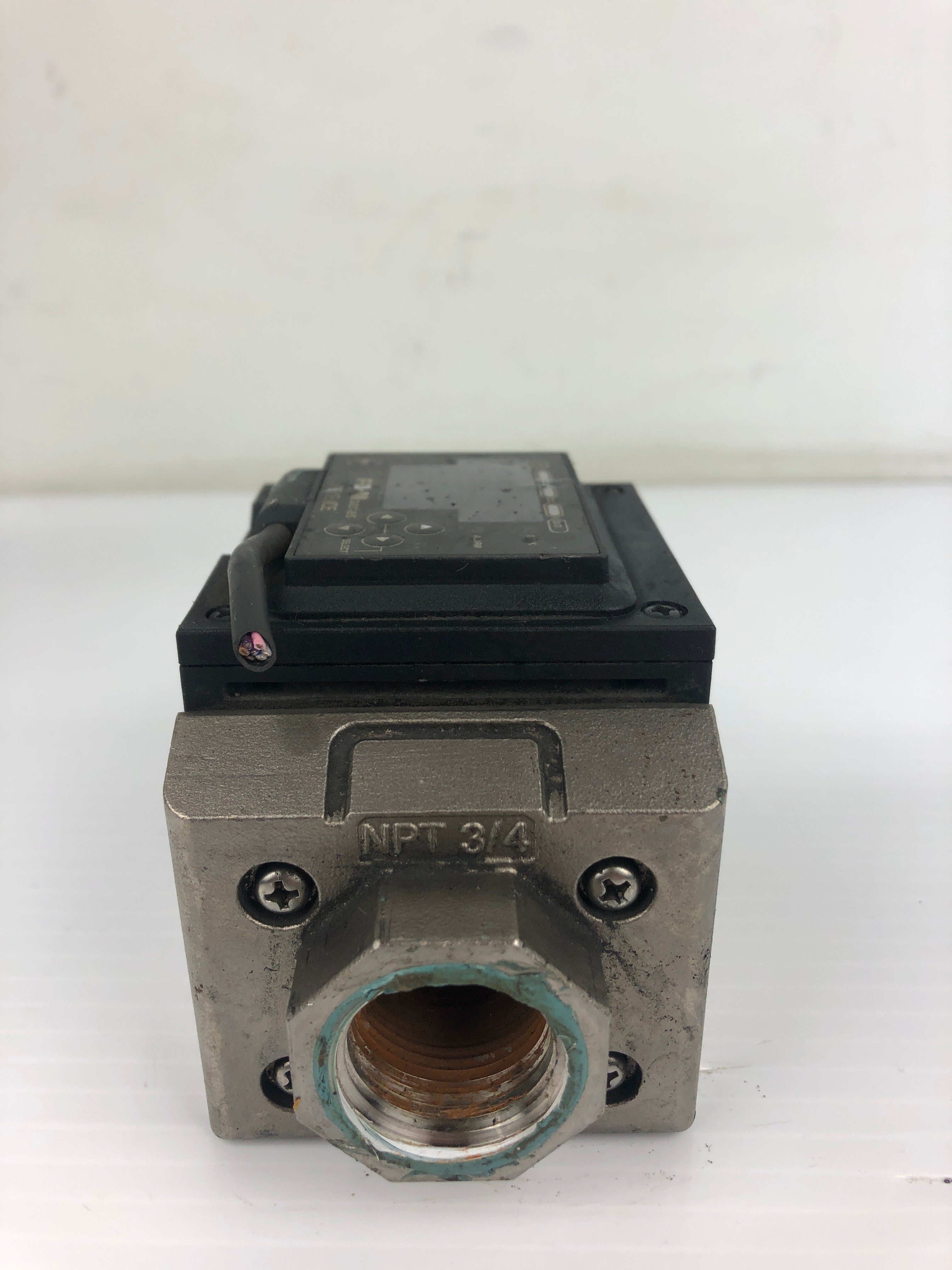 Keyence FD-MZ50AYKP Capacitance Electromagnetic Flow Sensor 50L 24VDC 30V 100mA