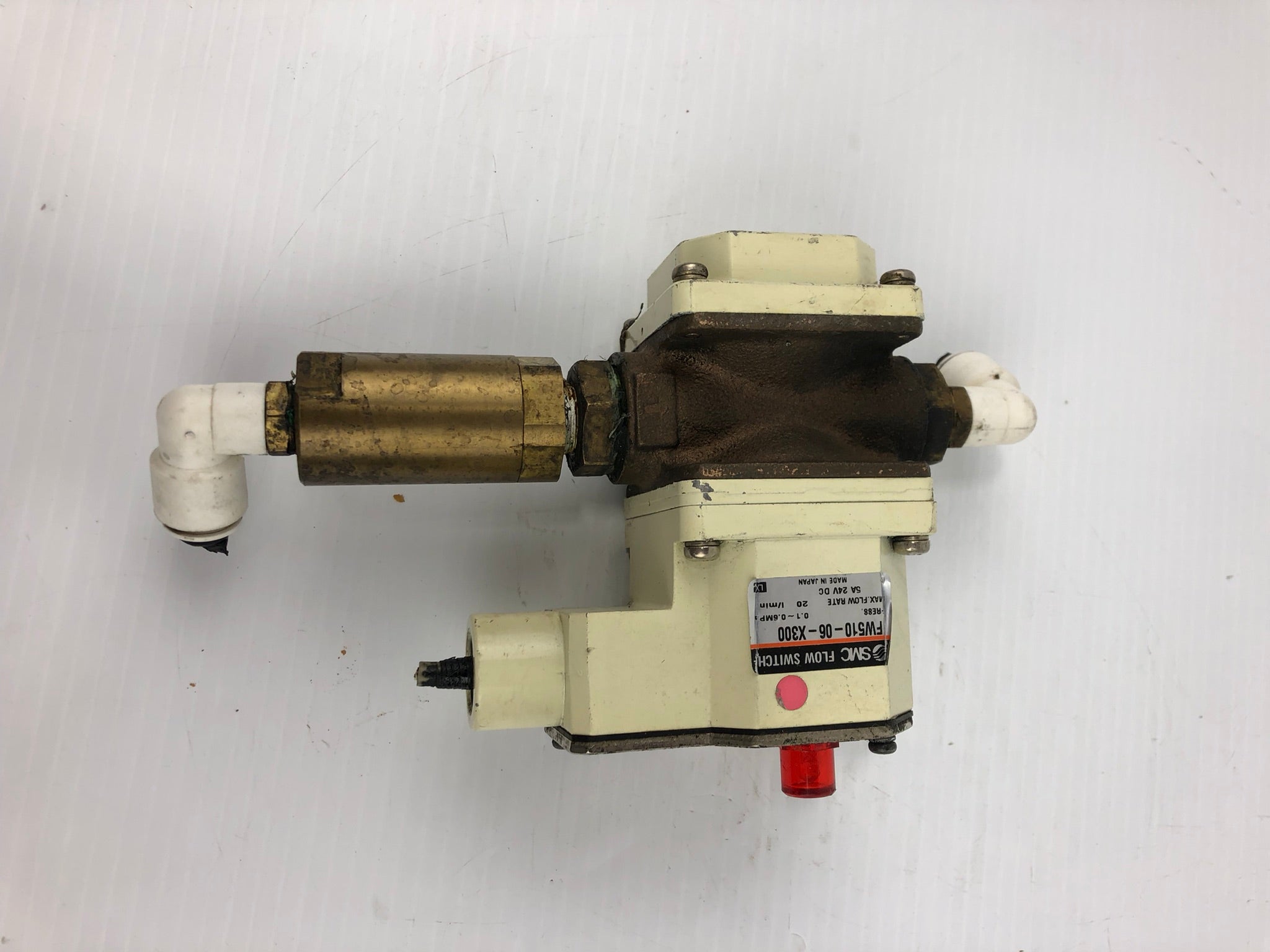 SMC FW510-06-X300 Flow Switch with XT14-145-W Check Valve