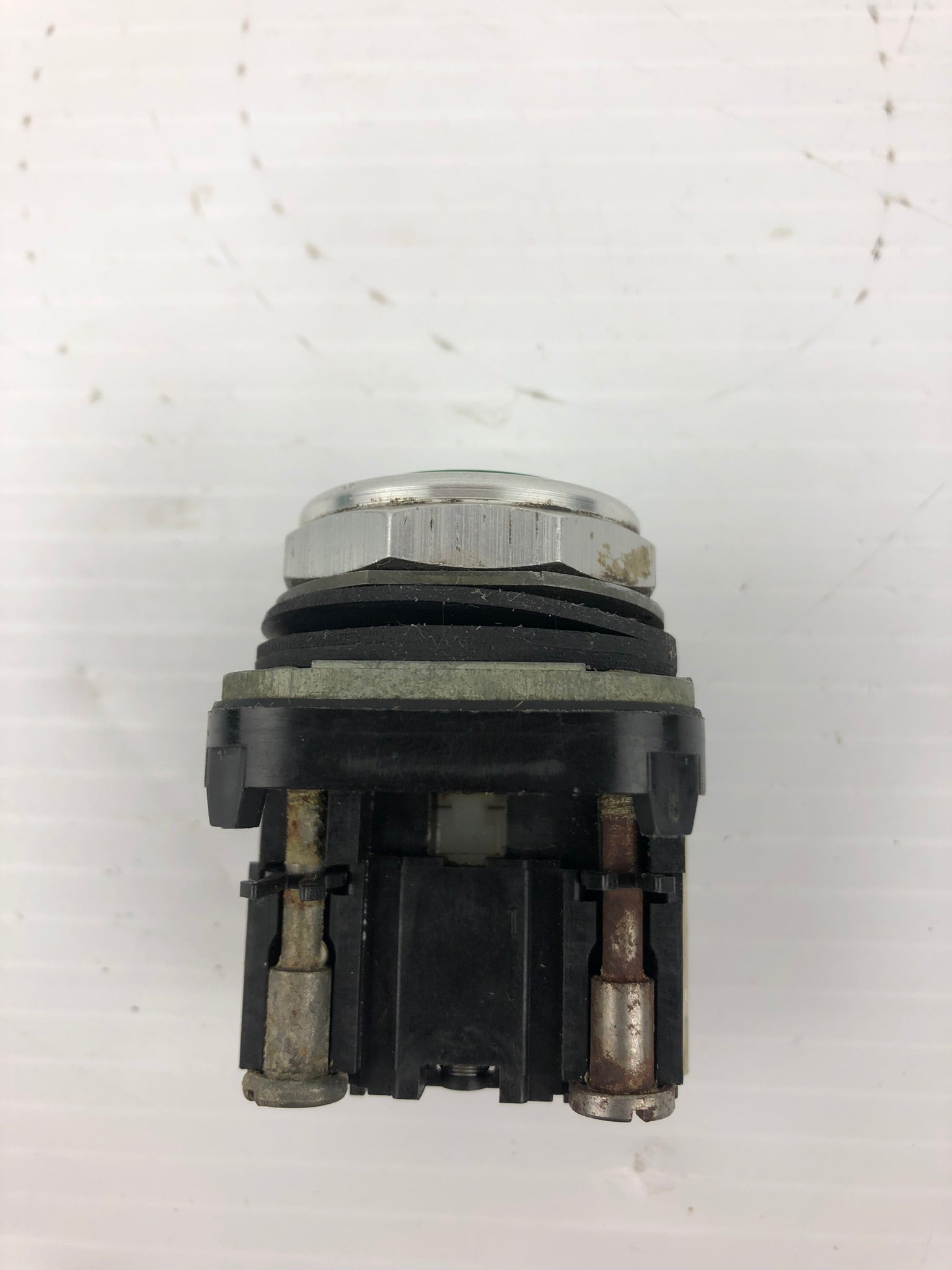 Allen-Bradley 800T-XA Push Button Series D Green