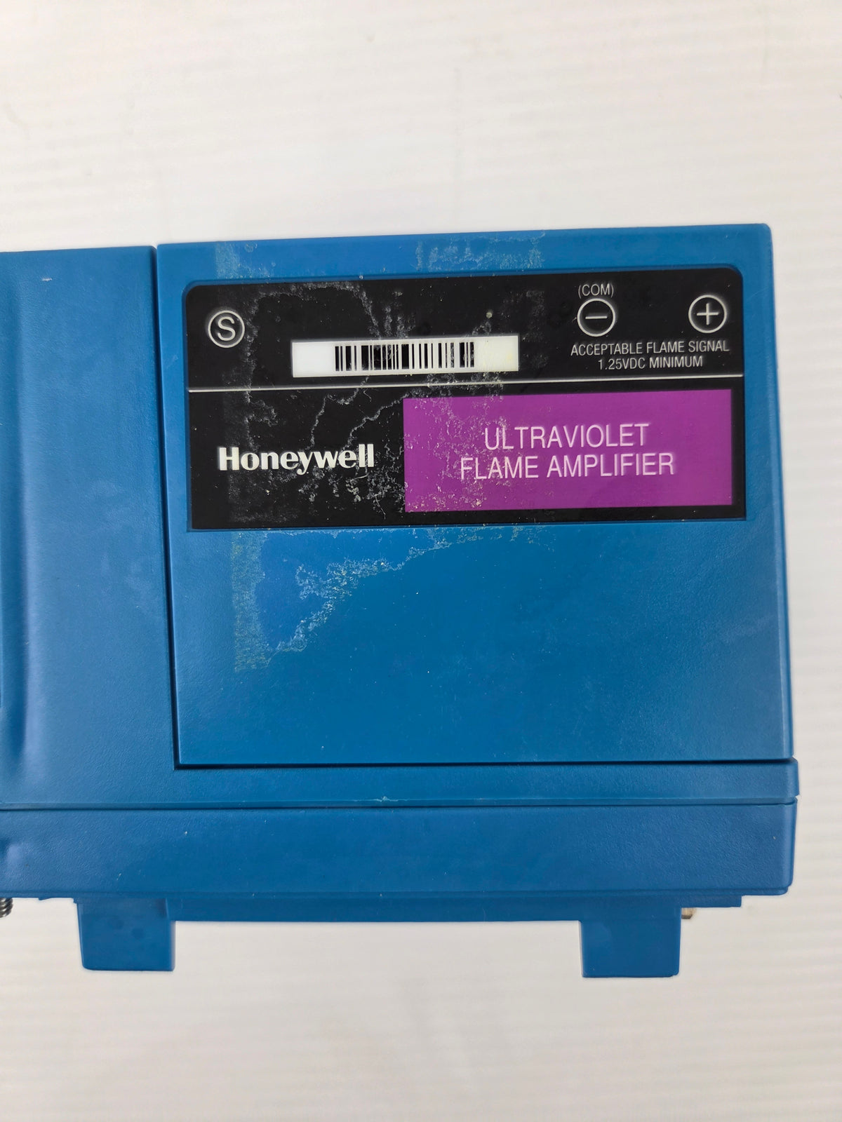 Honeywell RM7840 L 1075 Burner Control Ultraviolet Flame Amplifier Rev. 4671