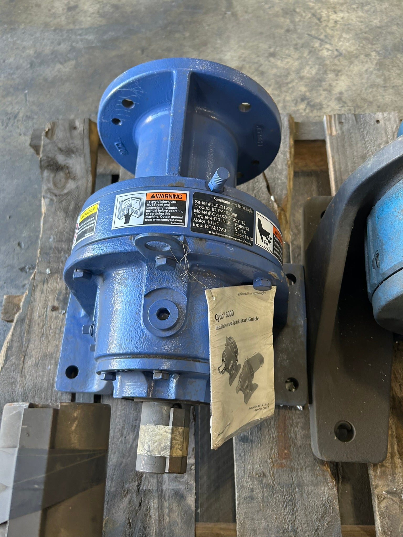 Sumitomo Cyclo 6000 Gear Reducer 13:1 Ratio CVHXS-6135Y-13 4470 IN-LB 10HP