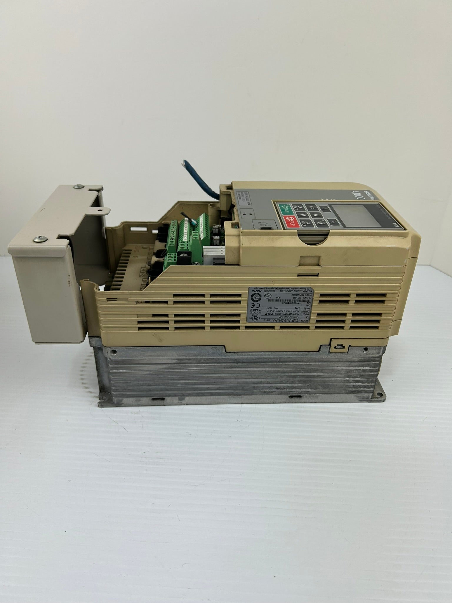 Yaskawa Electric CIMR-AU4A0011FAA AC Industrial Drive A1000 Rev E