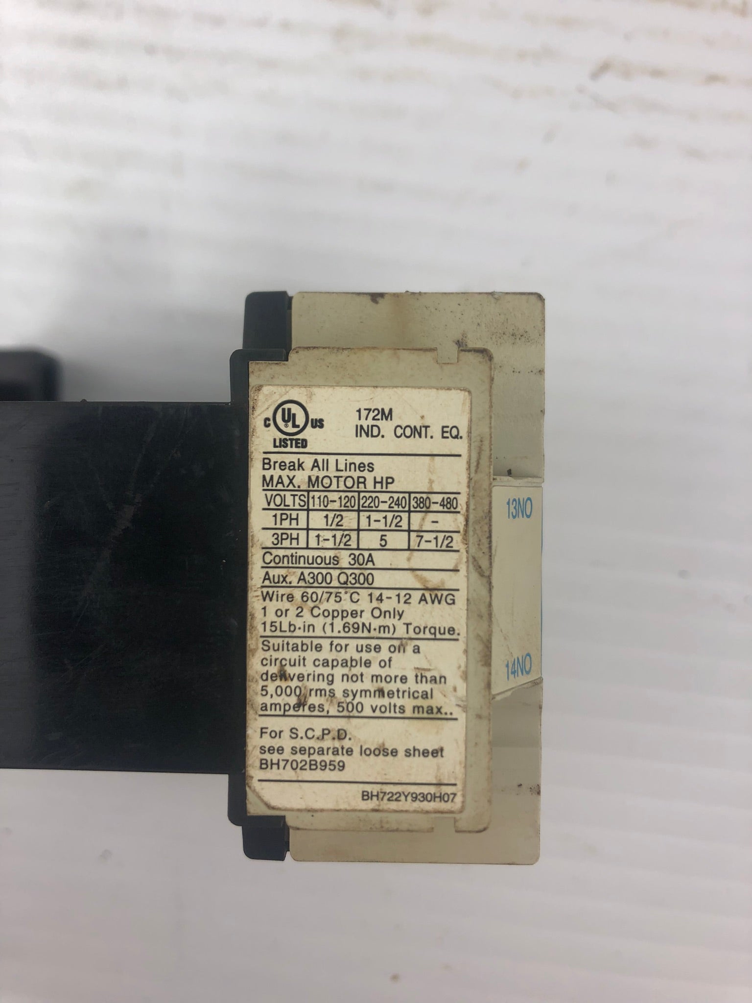 Mitsubishi SD-Q19 Magnetic Contactor - Broken Bottom