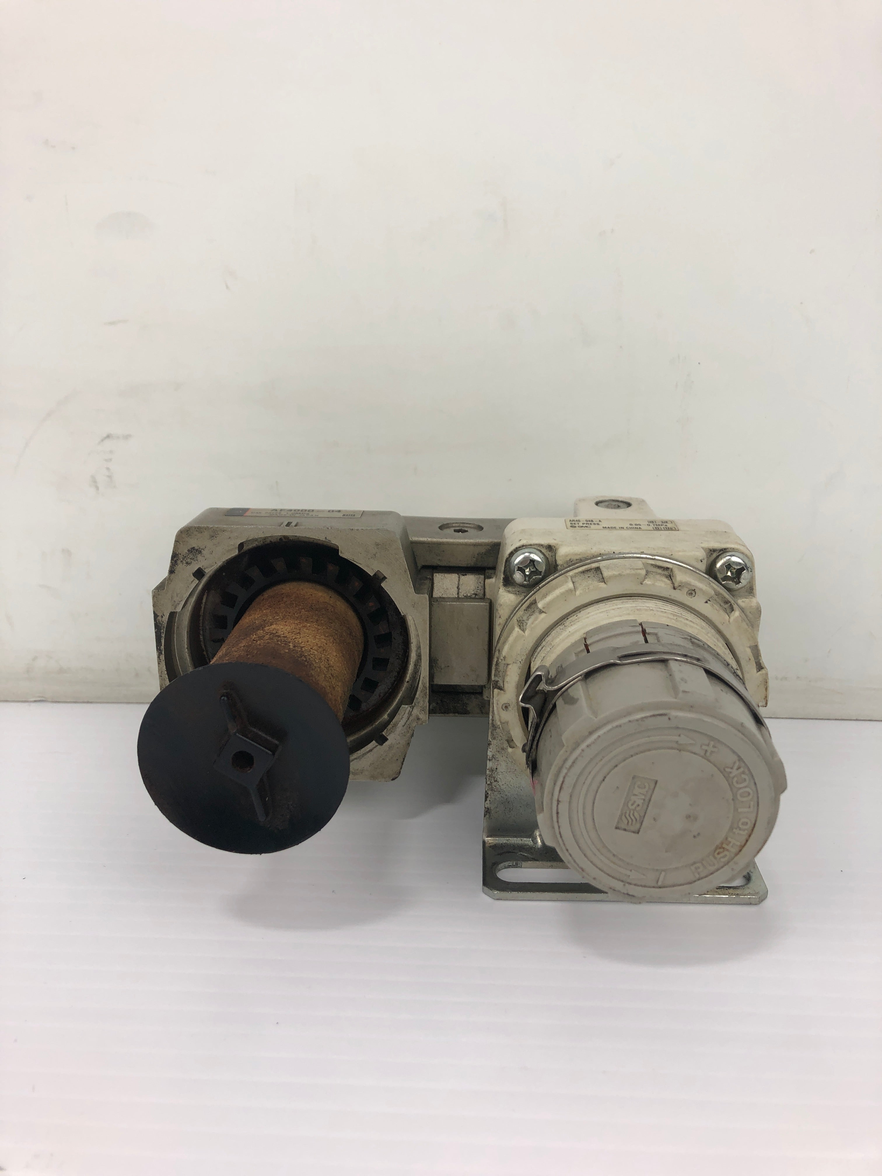 SMC AR40-04B-A Pressure Regulating Valve With AF4000-04 Air Filter Assembly