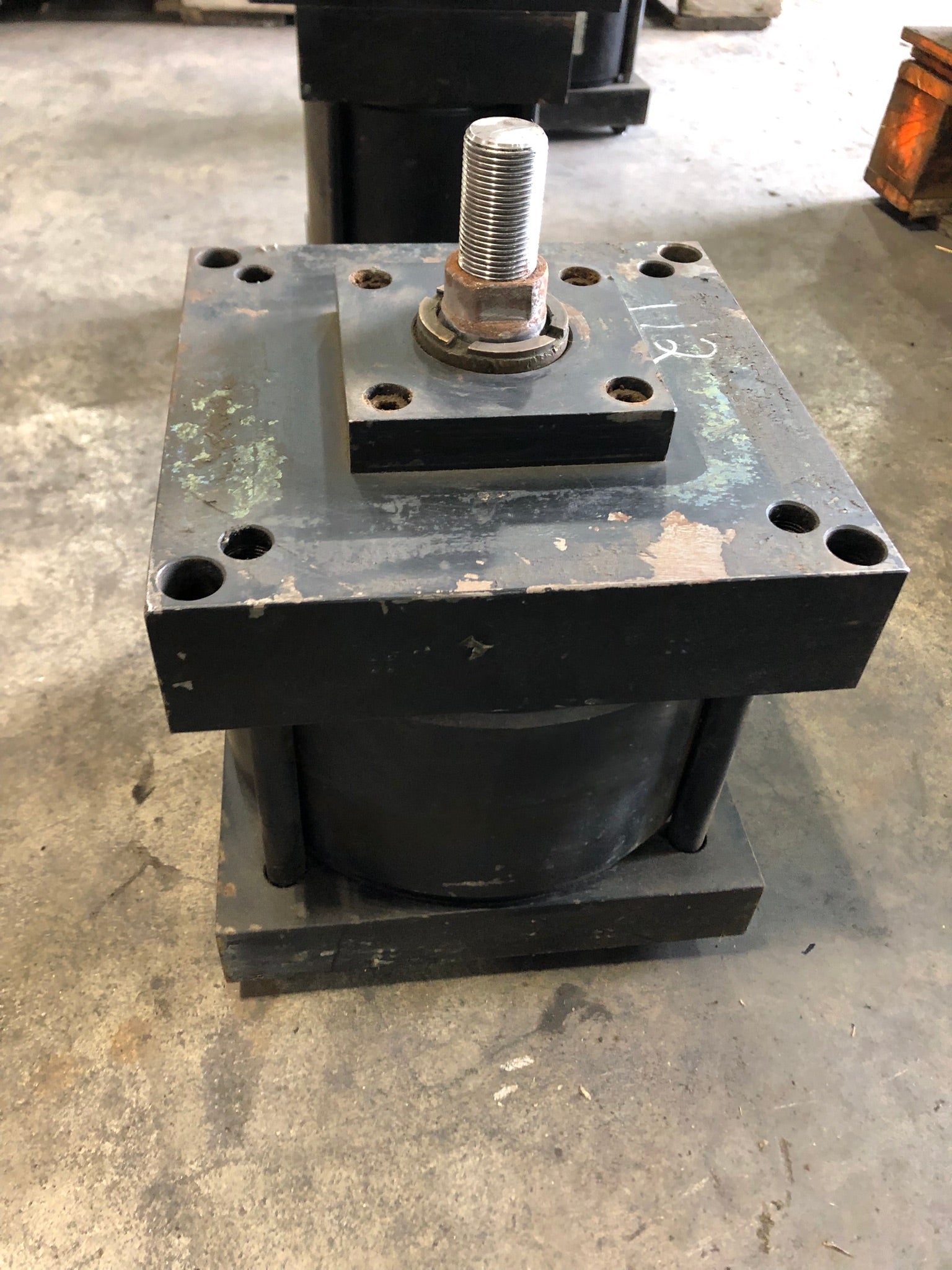 Parker 08.00 JB2AU14 3.000 Hydraulic Cylinder Series 2A FF481300A 250 PSI