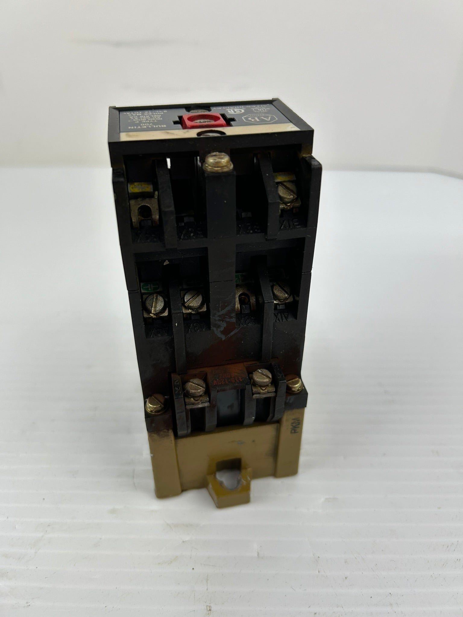 Allen-Bradley 700-P400A1 AC Relay Series A