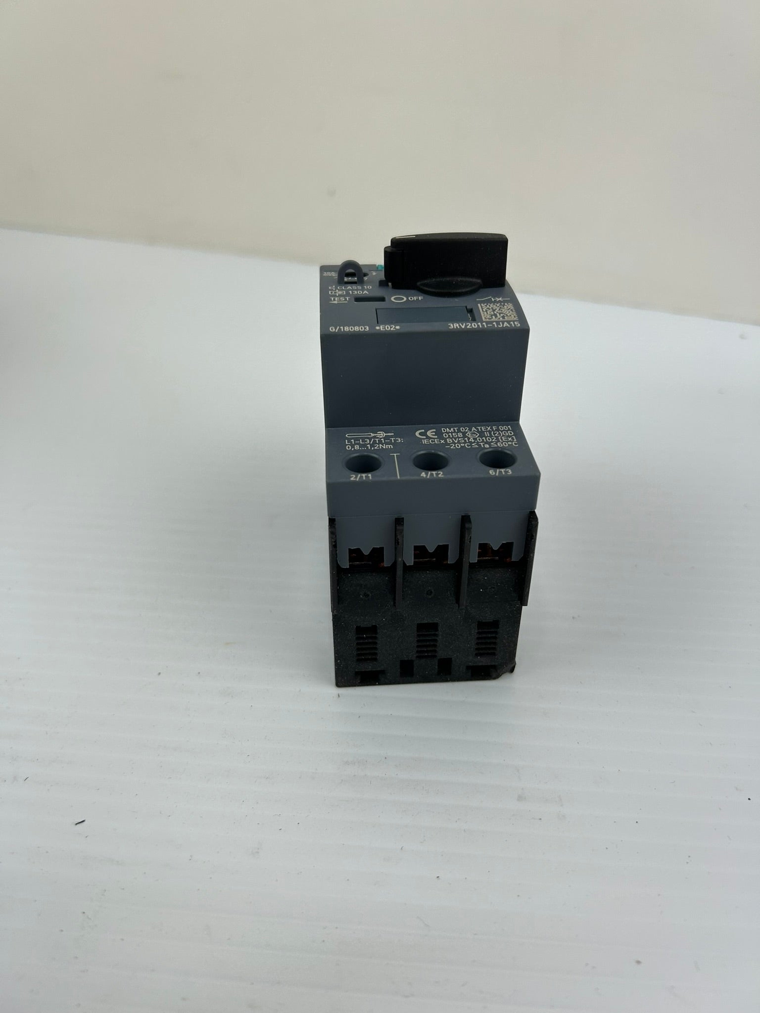 Siemens 3RV2011-1JA15 SIRIUS Manual Motor Starter Protector Circuit Breaker