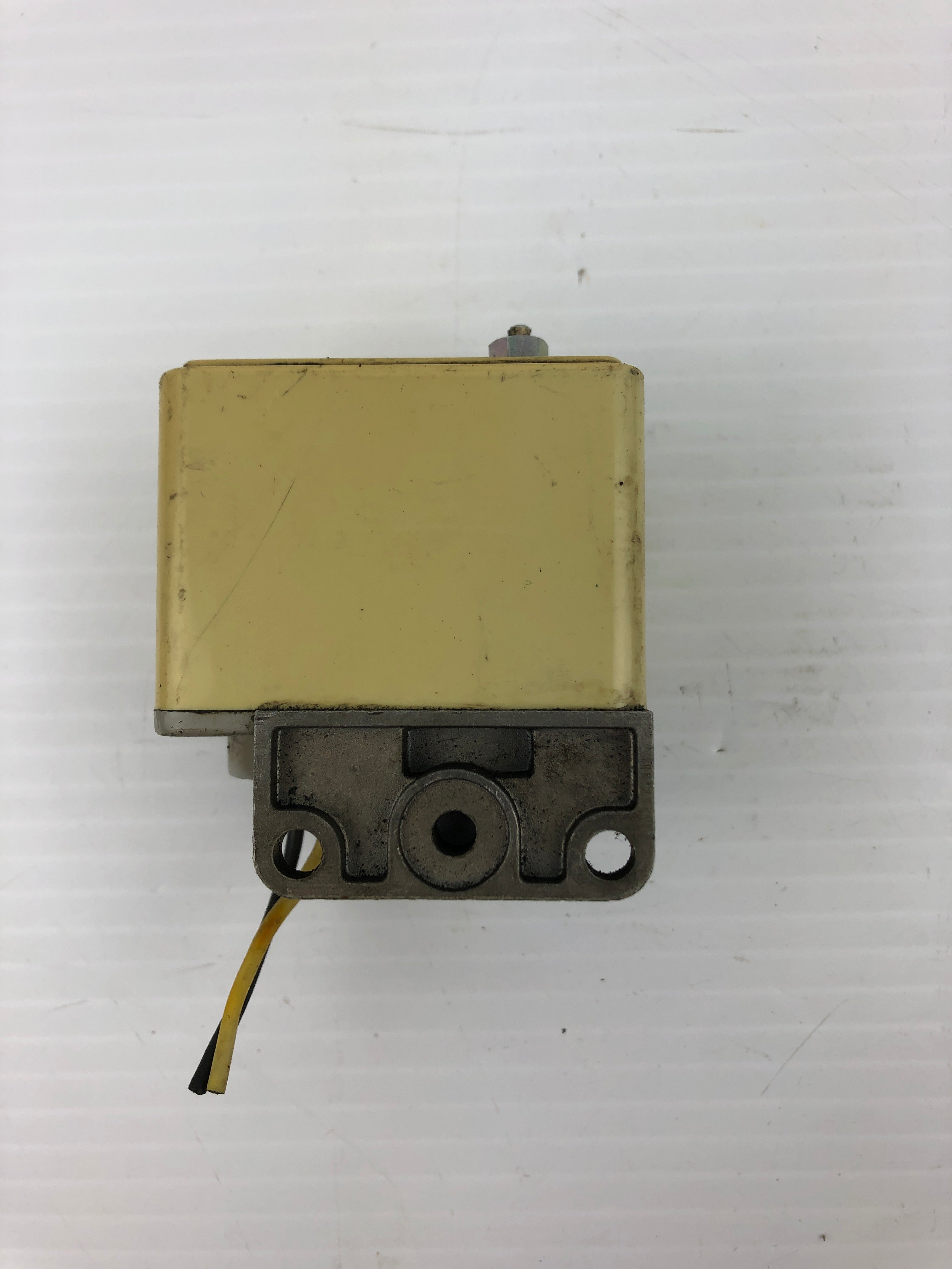 SMC IS3000-02L5 Pressure Switch 0.1~0.7MPa