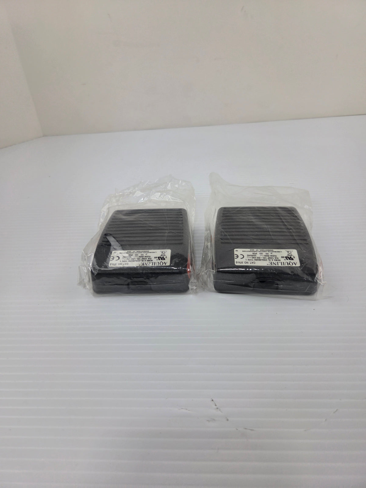 Linemaster Aquiline 974-S DPDT Momentary Foot Switch 15A 250VAC