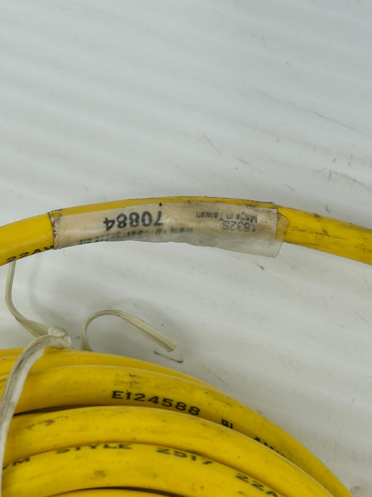 Banner Engineering QDE-825D Sensor Cable 22 AWG Yellow Connect. 8-Pin - Lot of 3
