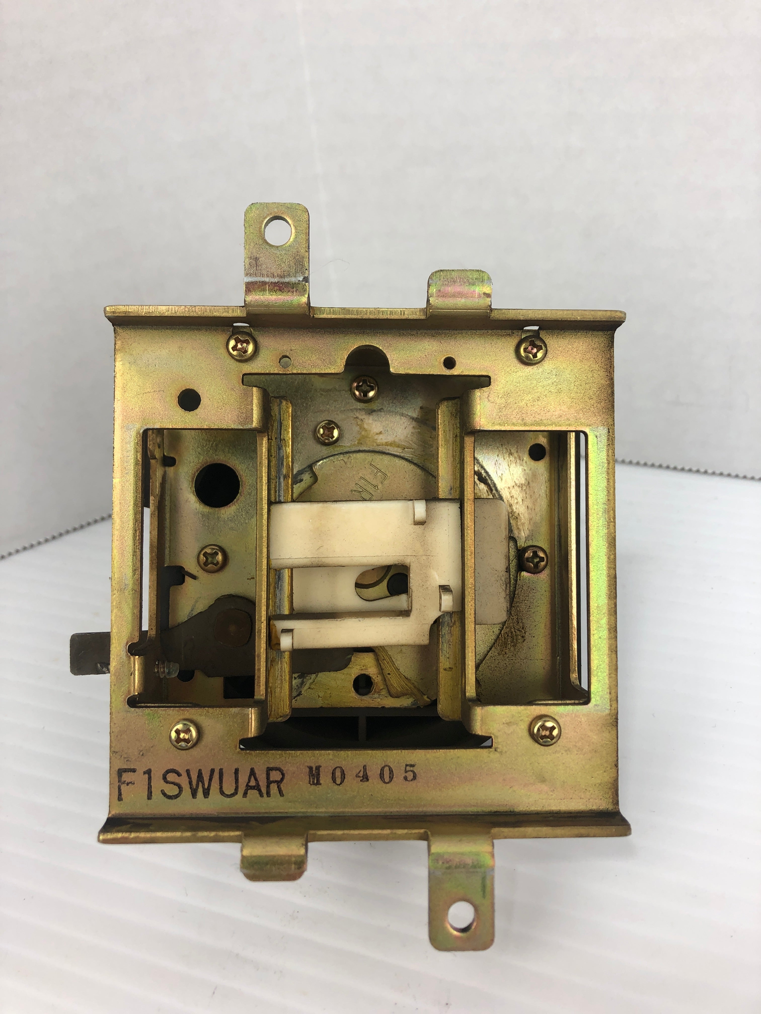 Mitsubishi FISWUAR External Handle Switch For NF100-CWU / NF100-SWU / NV100-SWU