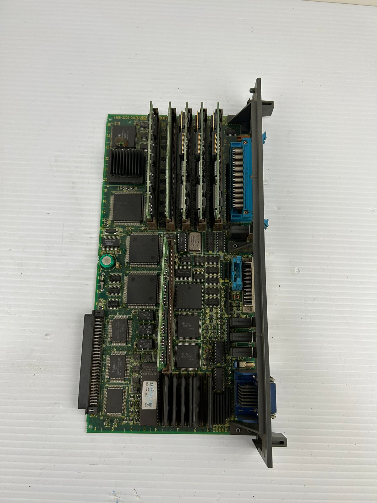 Fanuc A16B-3200-0040/05D CNC Control Circuit Board Assembly