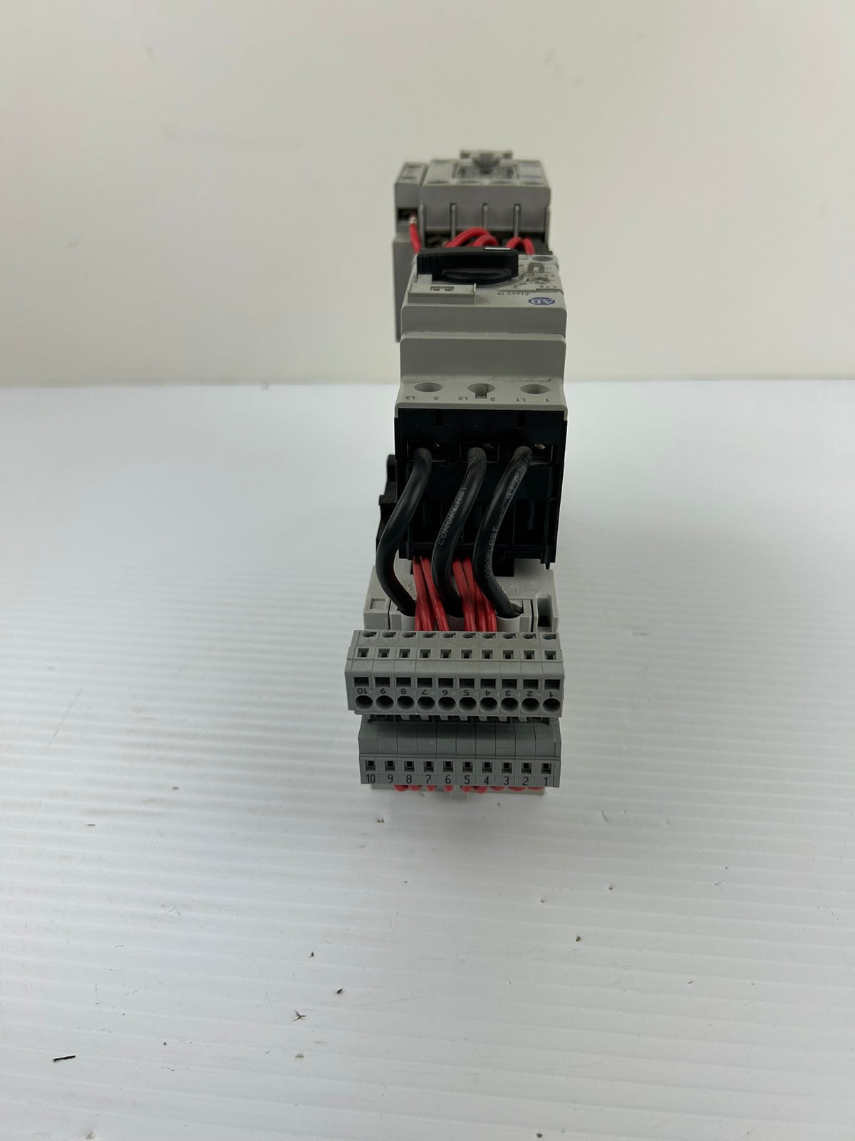 Allen-Bradley 140M-C2E-B40 Motor Starter 100-C09*10 Contactor Assembly 100-S