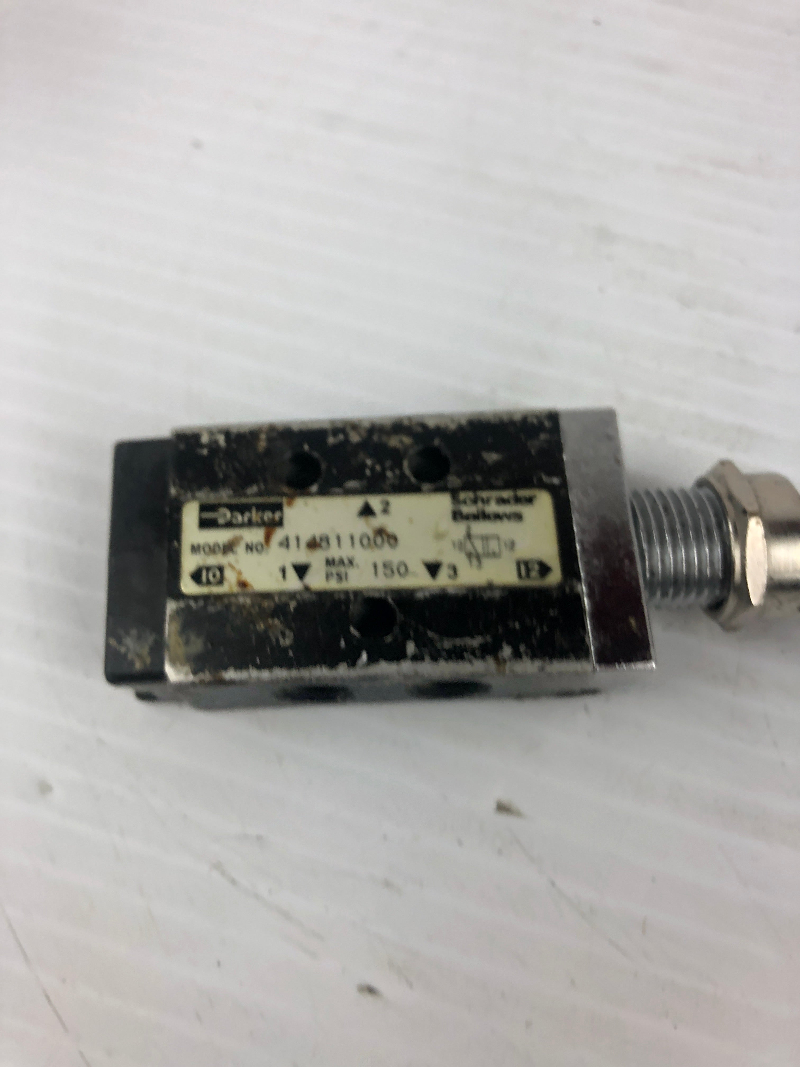 Parker 414811000 Toggle Control Valve 150 PSI